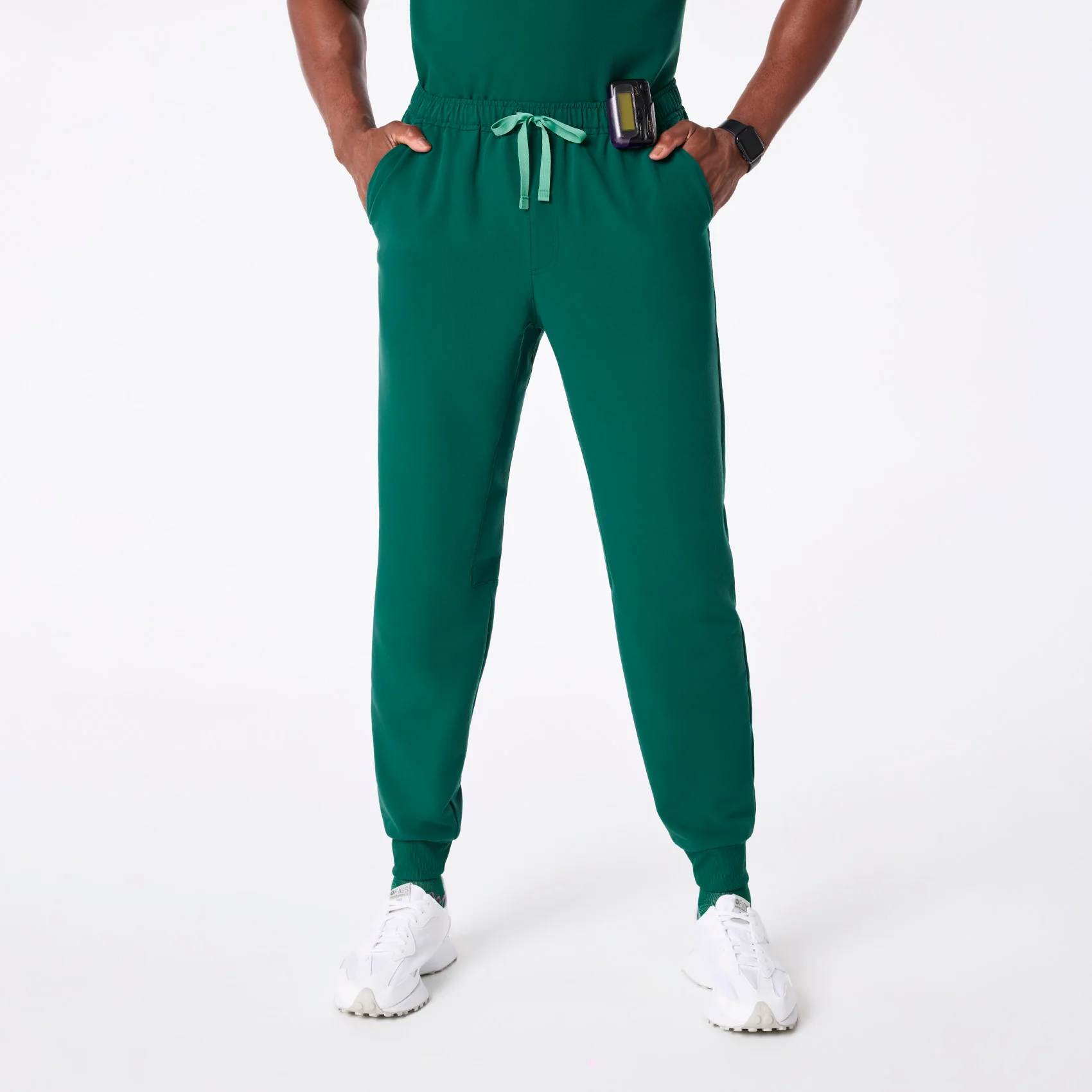 10076-men-s-hunter-green-tansen-jogger-scrub-panttm-1.webp men's Hunter Green Tansen - Jogger Scrub Pant™