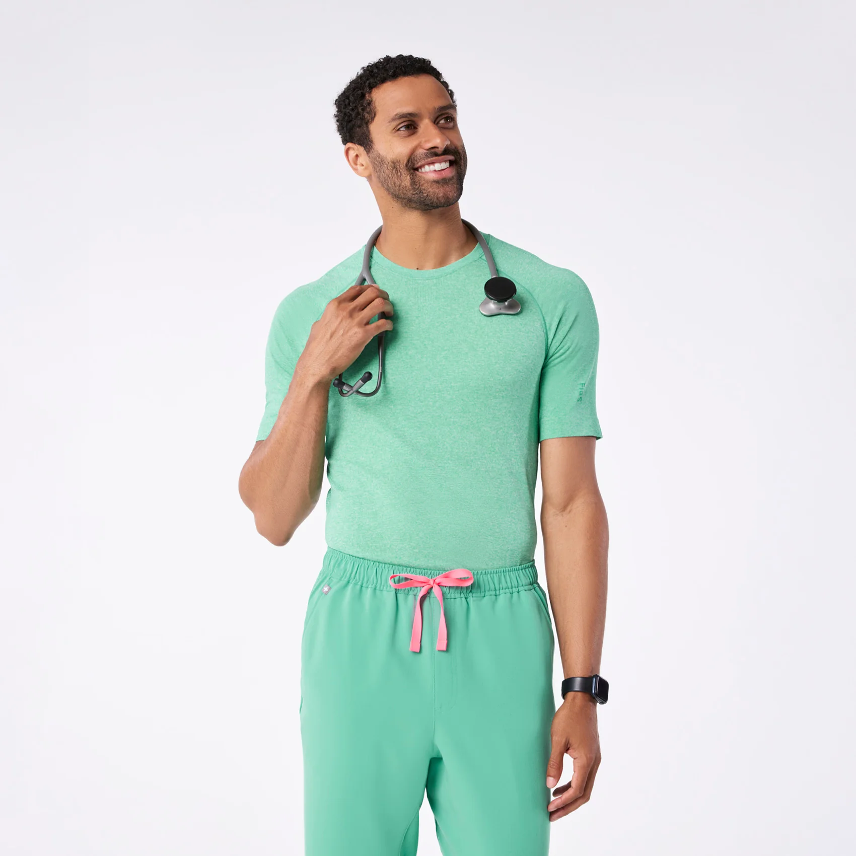10658-men-s-surgical-green-makato-seamless-shortsleeve-underscrub-1.webp men's Surgical Green Makato Seamless - Shortsleeve Underscrub