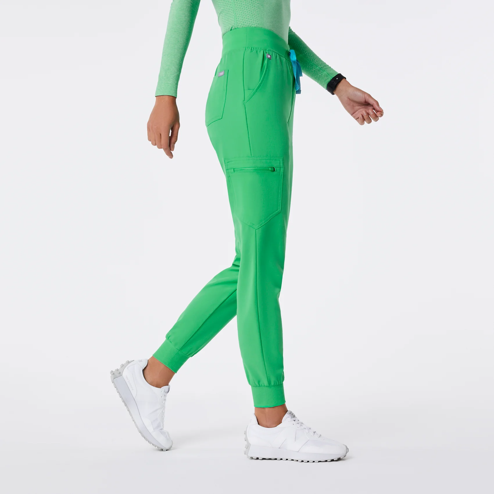 women's Emerald High Waisted Zamora - Petite Jogger Scrub Pant™