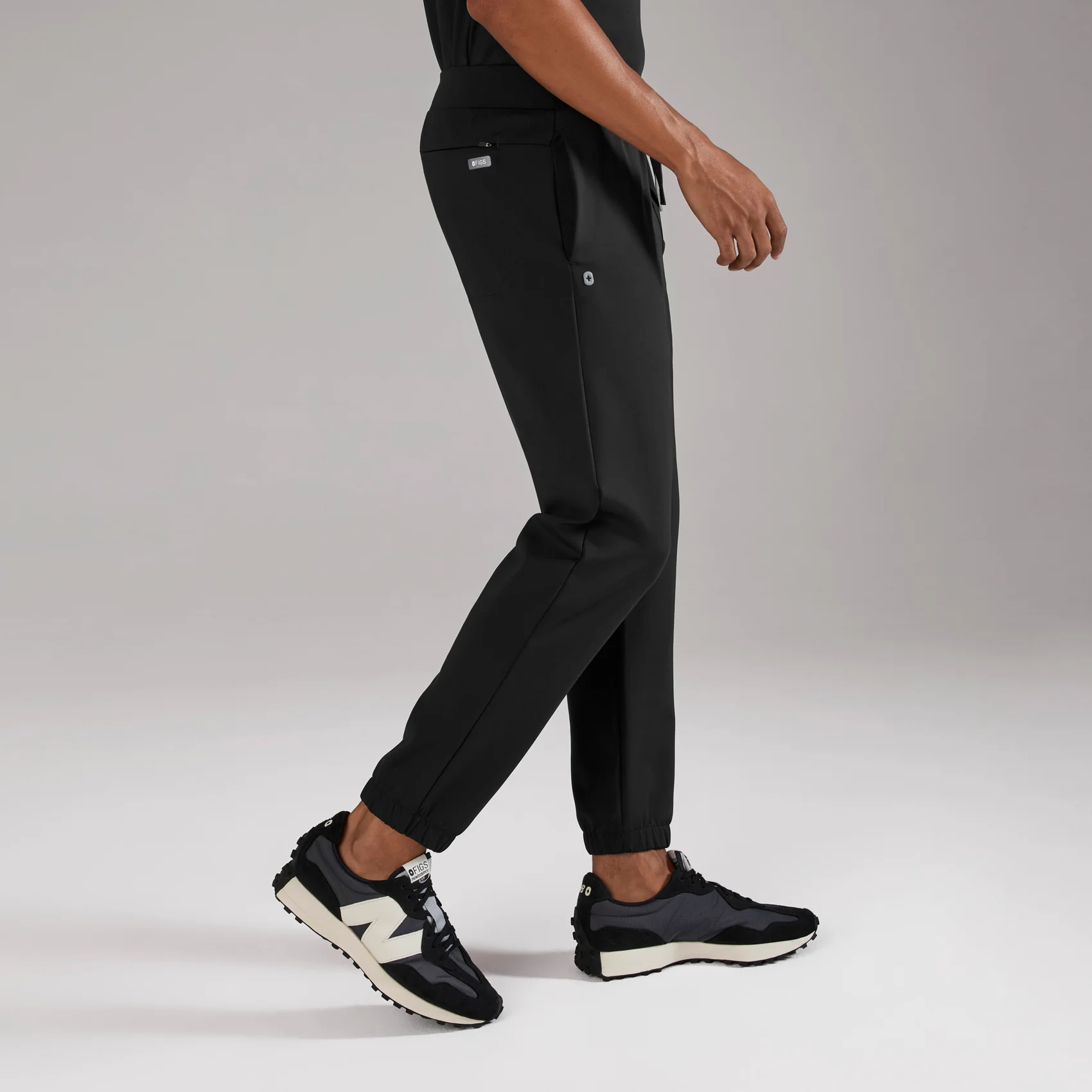 1314-men-s-black-forster-formx-jogger-scrub-panttm-3.webp men's Black Forster FORMx Jogger - Scrub Pant™