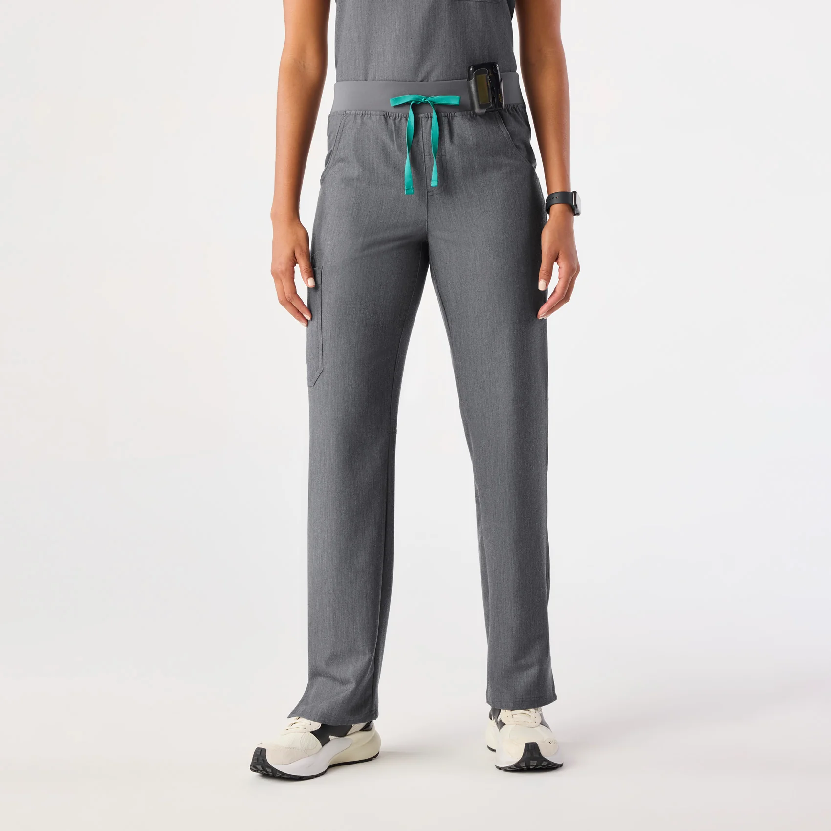 women's Graphite Kade™ - Petite Cargo Scrub Pants (3XL - 6XL)