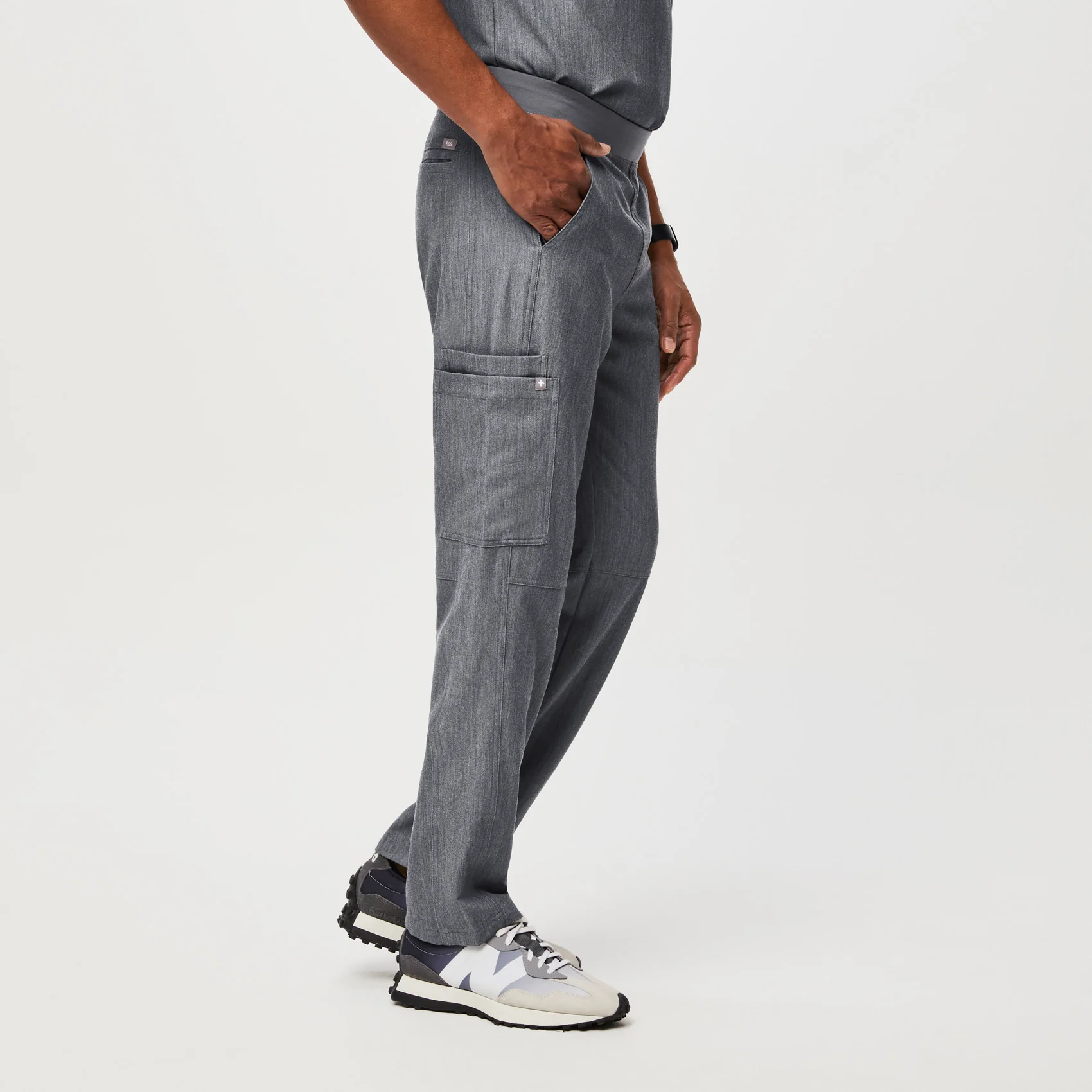 men's Graphite Axim™ - Short Cargo Scrub Pants (3XL - 6XL)