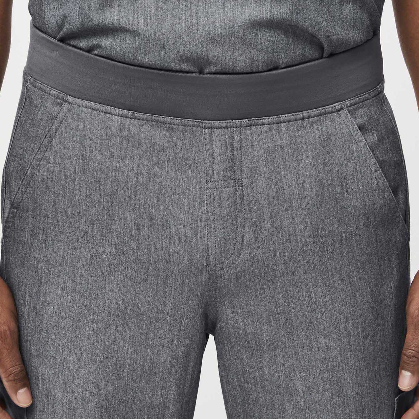 men's Graphite Axim™ - Short Cargo Scrub Pants (3XL - 6XL)