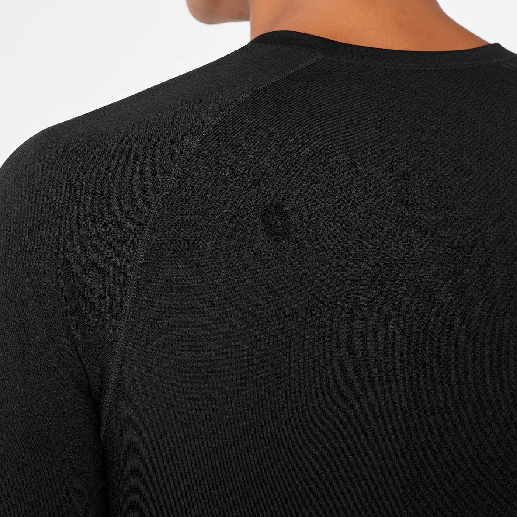 1529-men-s-black-makato-seamless-34-sleeve-underscrub-5.jpg men's Black Makato Seamless ¾ Sleeve - Underscrub