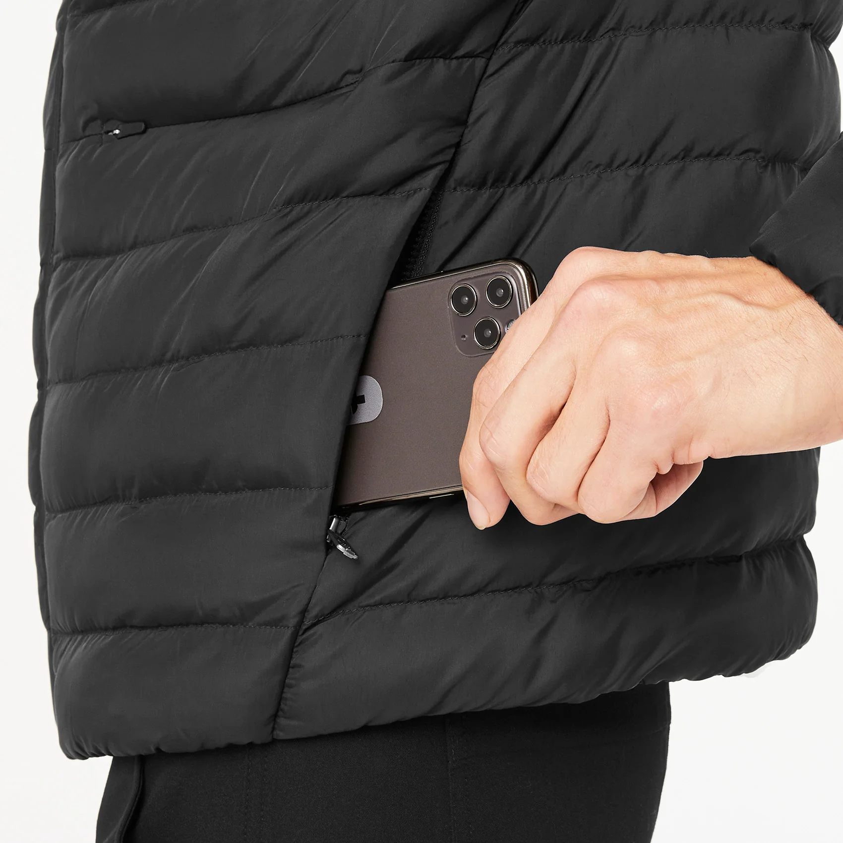 1571-men-s-black-on-shifttm-packable-puffer-jacket-9.webp men's Black On-Shift™ Packable - Puffer Jacket