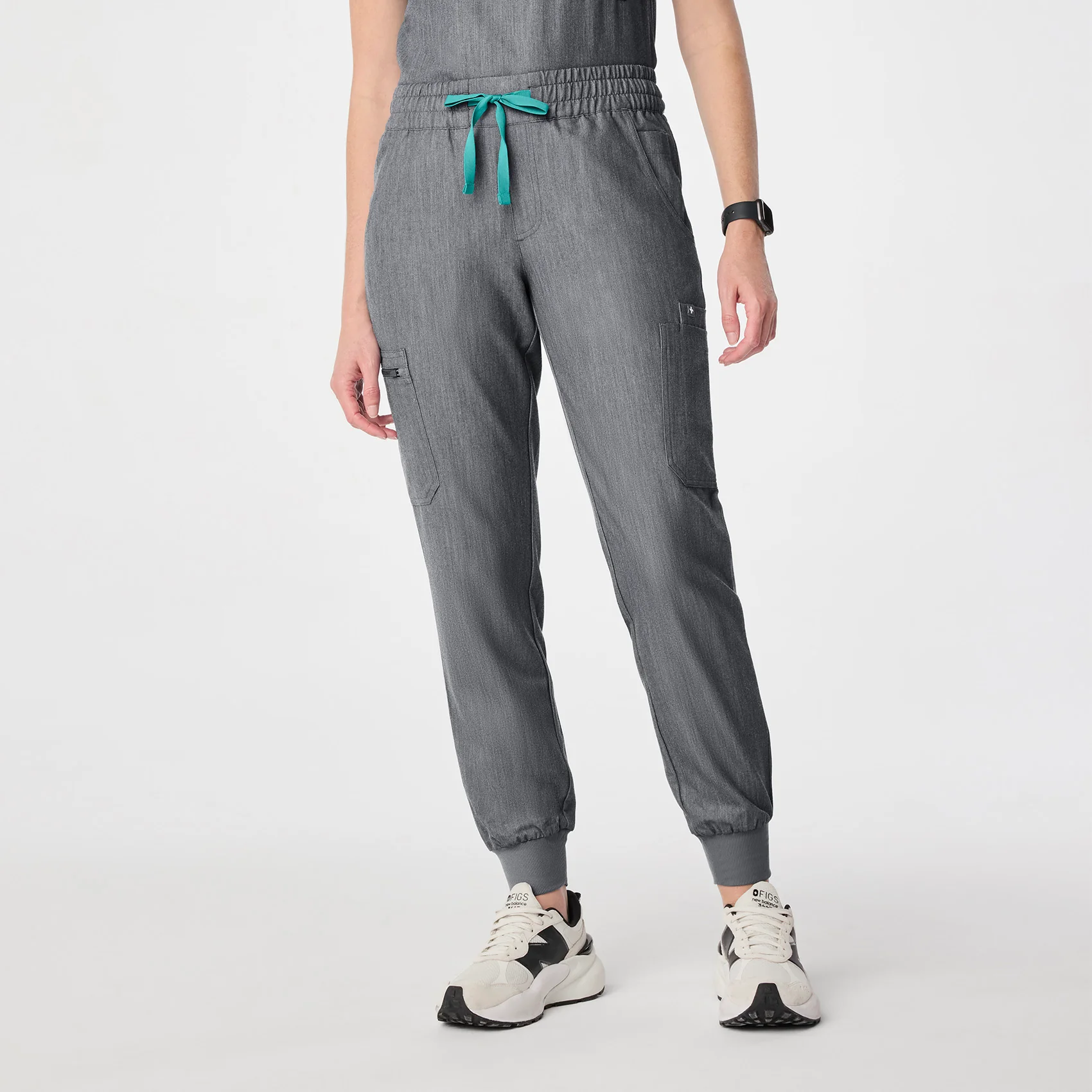 15863-women-s-graphite-uman-relaxed-petite-jogger-scrub-pant-1.webp women's Graphite Uman Relaxed - Petite Jogger Scrub Pant