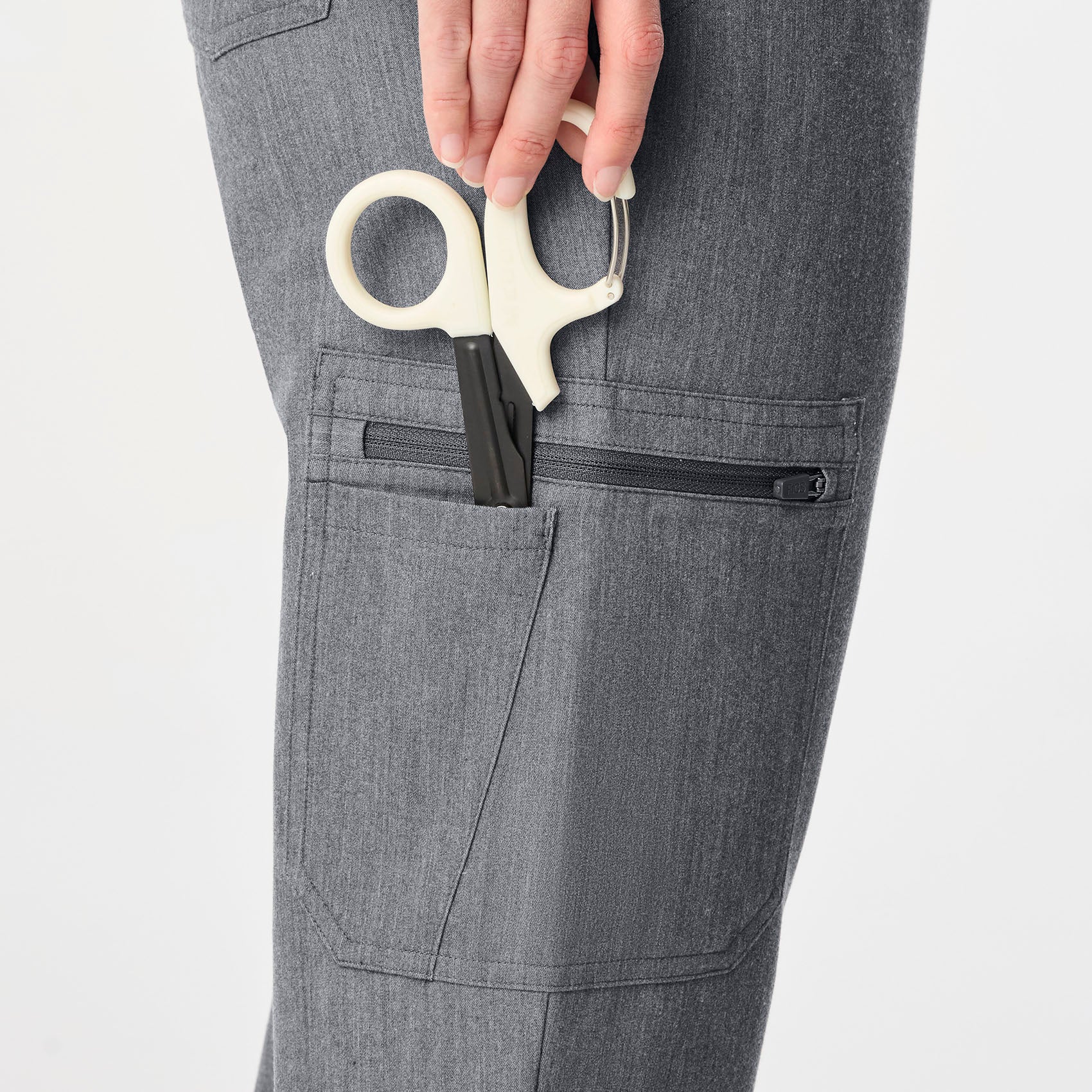 15863-women-s-graphite-uman-relaxed-petite-jogger-scrub-pant-8.jpg women's Graphite Uman Relaxed - Petite Jogger Scrub Pant
