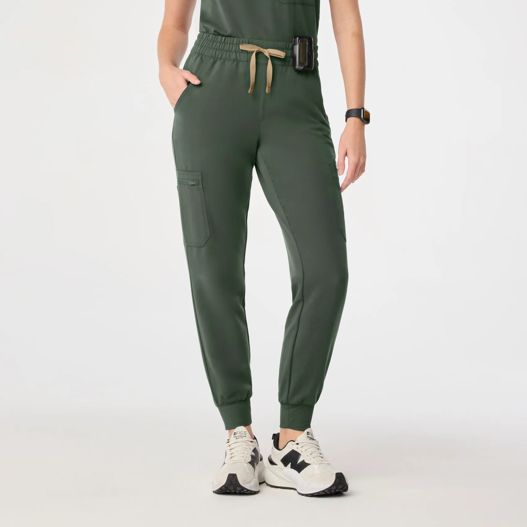 women's Moss High Waisted Uman Relaxed - Petite Jogger Scrub Pant