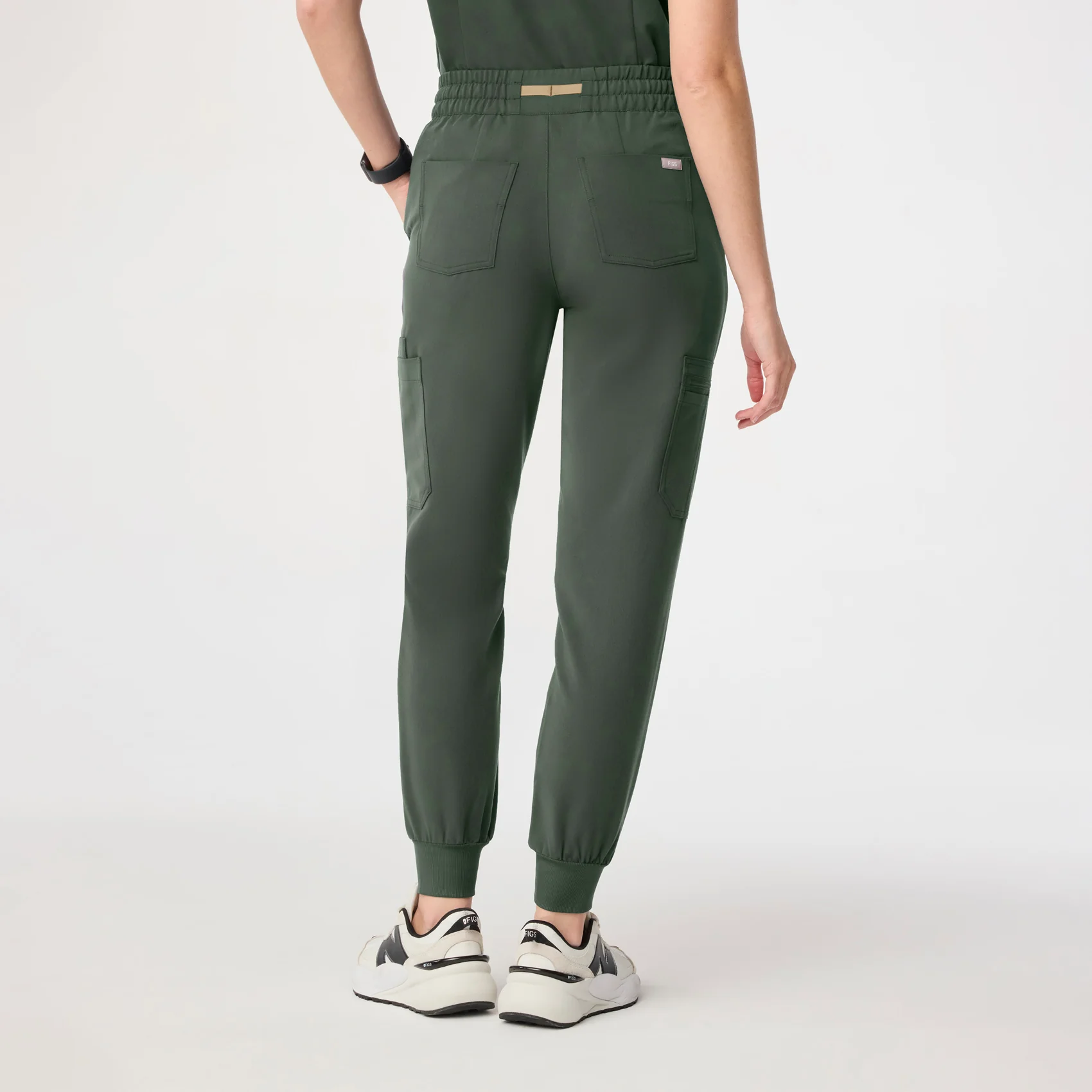 women's Moss High Waisted Uman Relaxed - Petite Jogger Scrub Pant