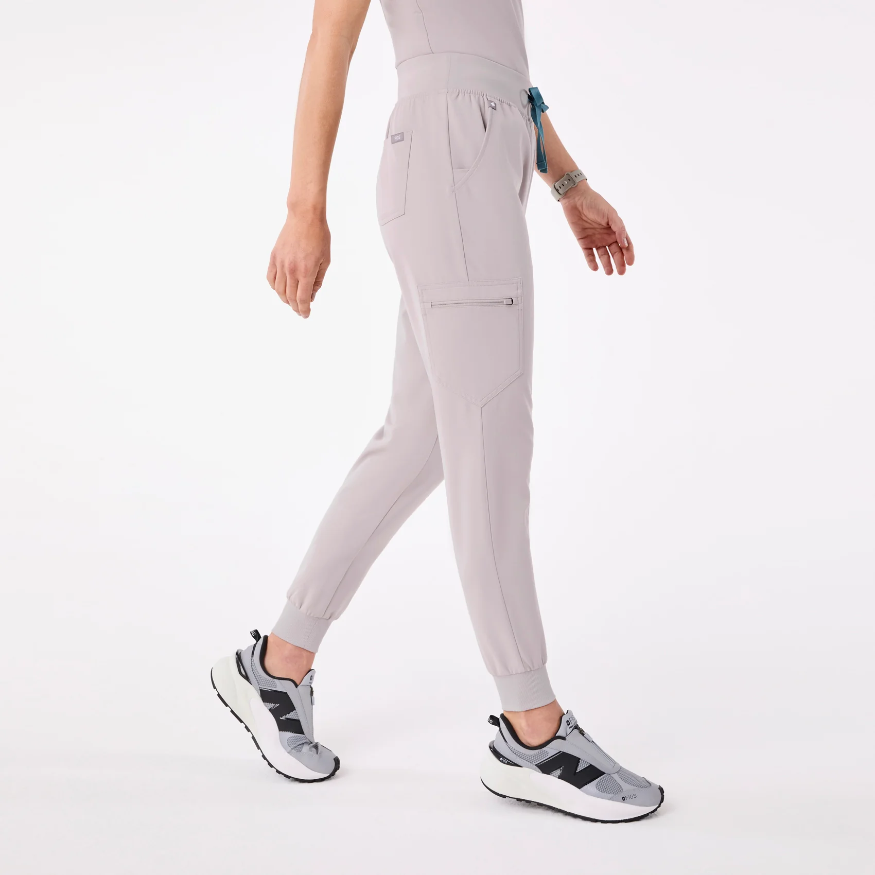 16318-women-s-slate-high-waisted-zamora-petite-jogger-scrub-panttm-3.webp women's Slate High Waisted Zamora - Petite Jogger Scrub Pant™