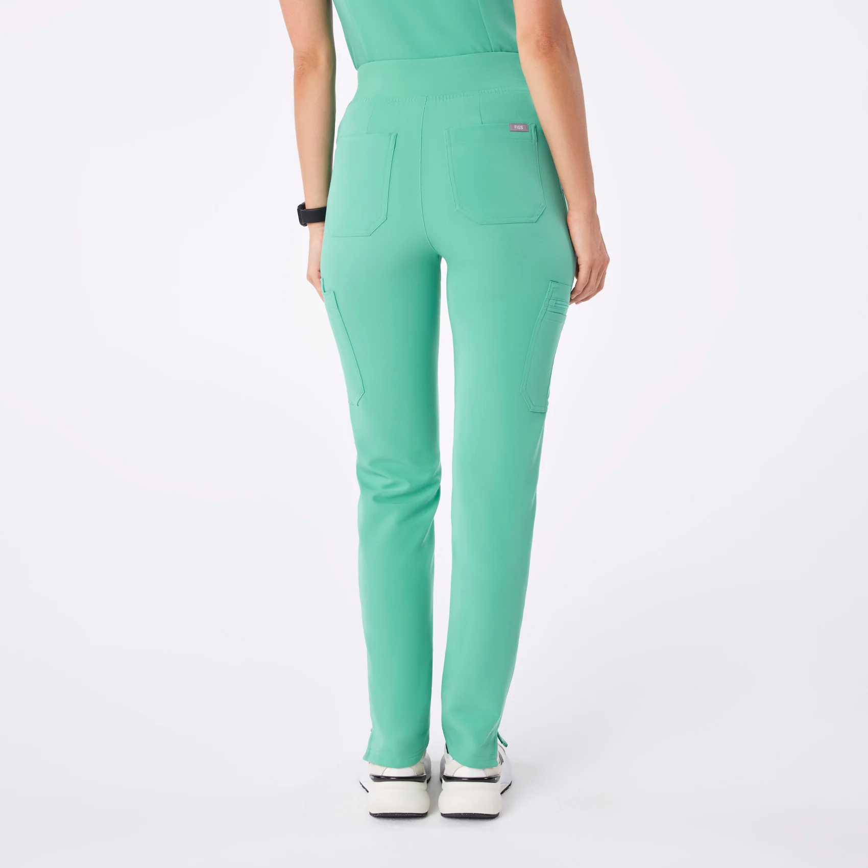 16948-women-s-surgical-green-high-waisted-yola-tall-skinny-scrub-panttm-4.webp women's Surgical Green High Waisted Yola - Tall Skinny Scrub Pant™