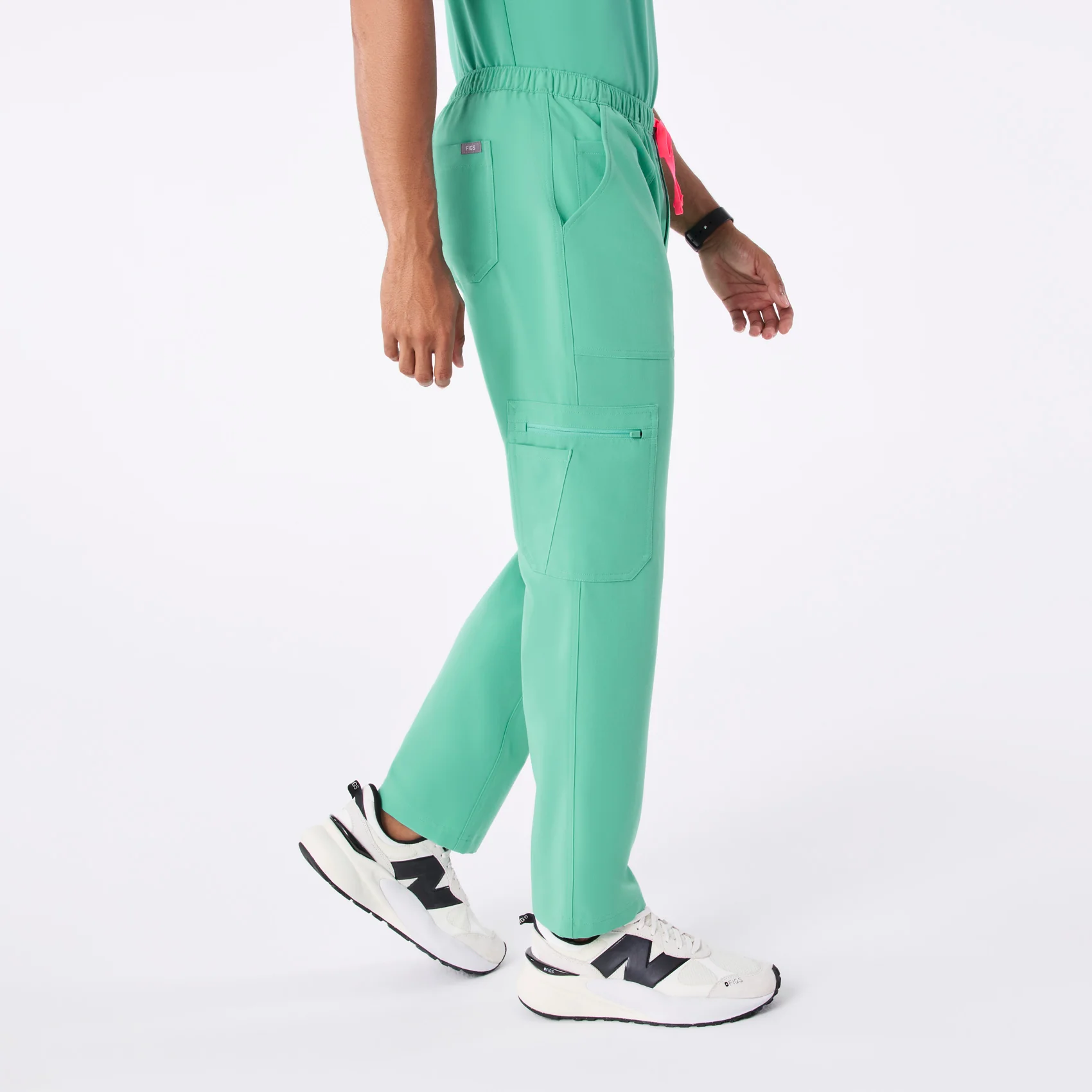 17006-men-s-surgical-green-cairo-short-cargo-scrub-panttm-3.webp men's Surgical Green Cairo - Short Cargo Scrub Pant™