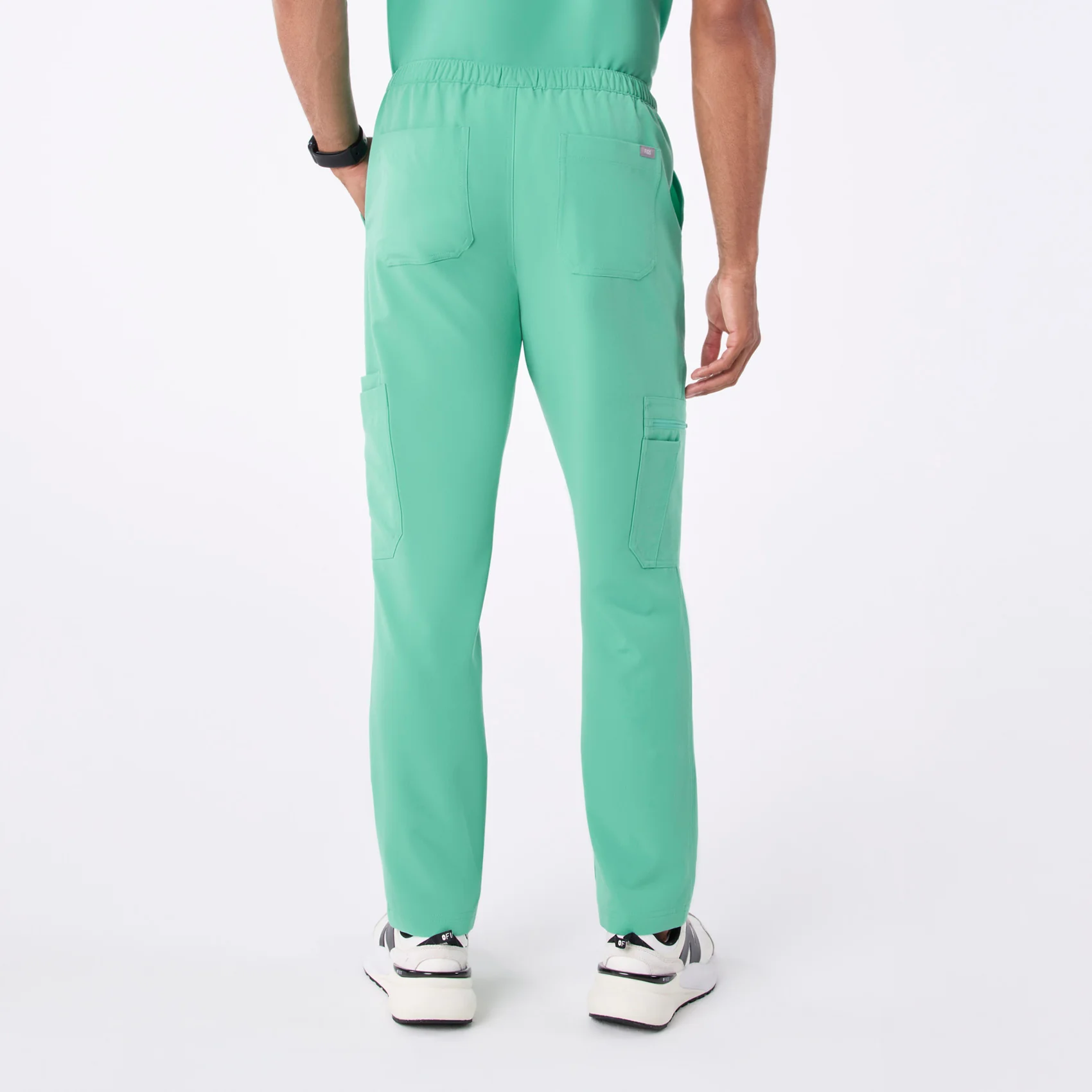 17006-men-s-surgical-green-cairo-short-cargo-scrub-panttm-4.webp men's Surgical Green Cairo - Short Cargo Scrub Pant™