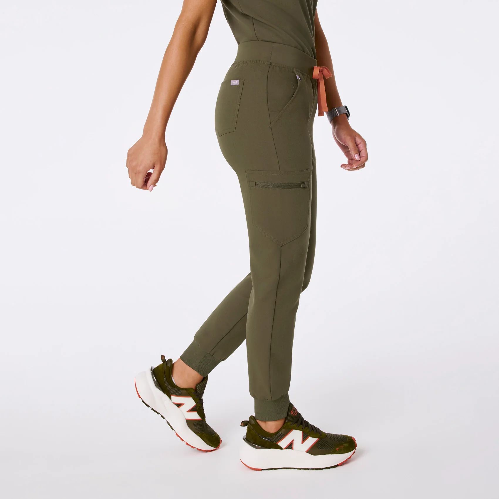 women's Spruce Zamora - Tall Jogger Scrub Pant™