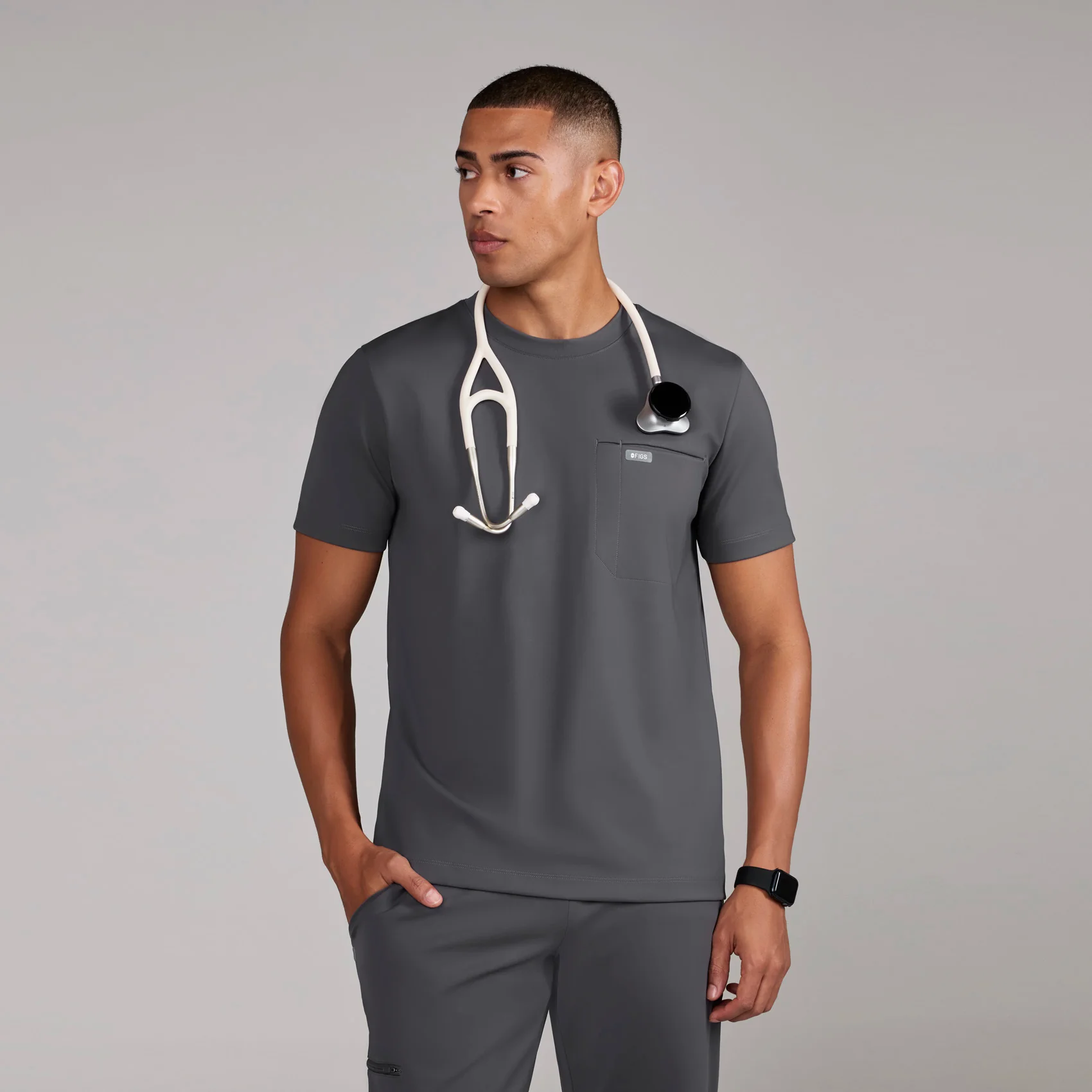 19342-men-s-charcoal-darien-formx-crewneck-scrub-top-1.webp men's Charcoal Darien FORMx - Crewneck Scrub Top