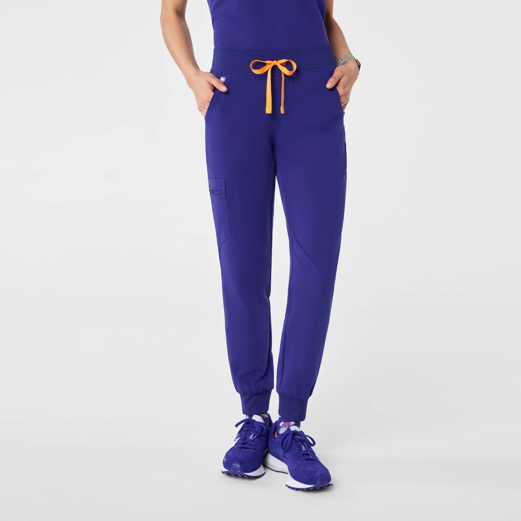 20500-women-s-deep-royal-blue-zamora-petite-jogger-scrub-panttm-1.webp women's Deep Royal Blue Zamora - Petite Jogger Scrub Pant™