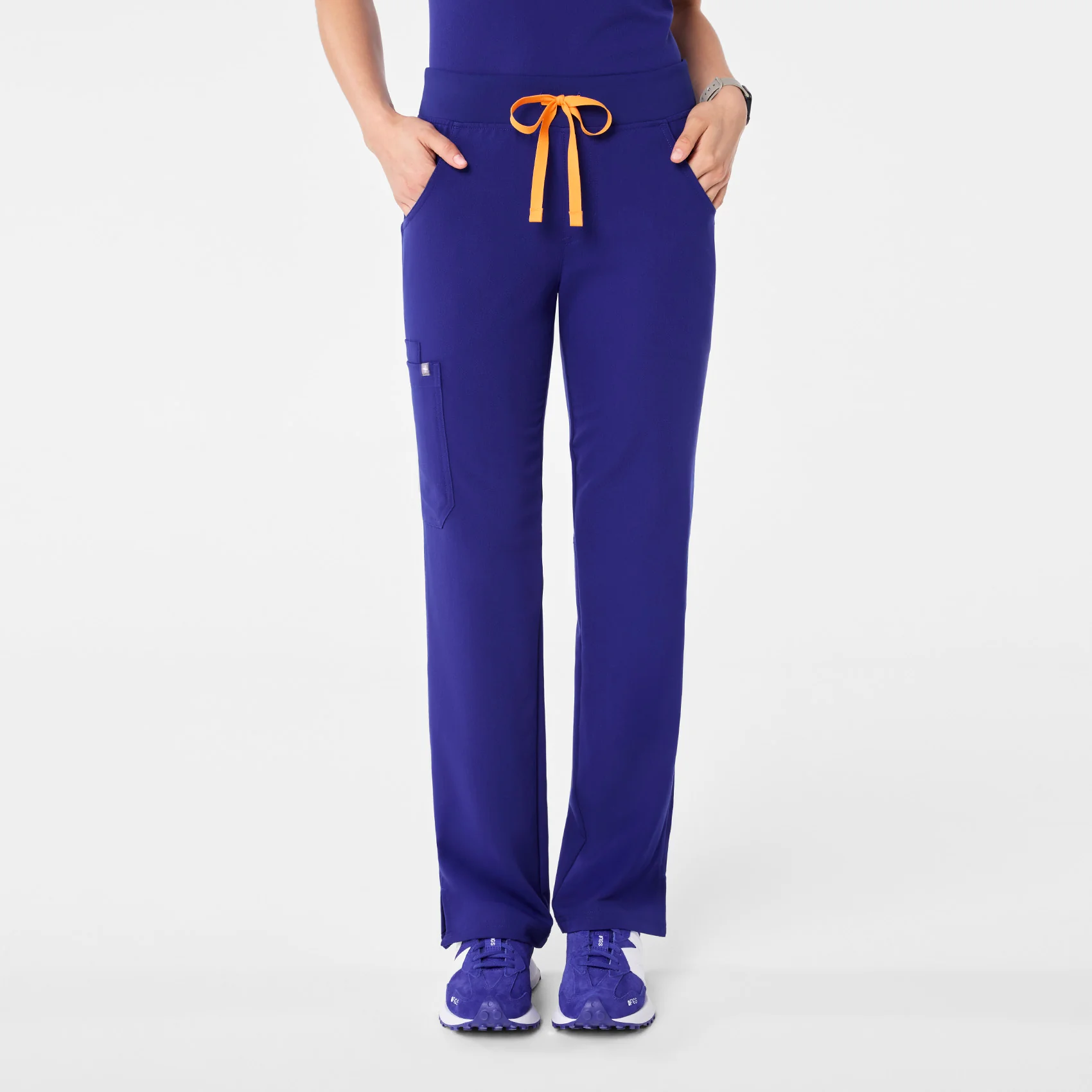 20904-women-s-deep-royal-blue-kade-petite-cargo-scrub-panttm-1.webp women's Deep Royal Blue Kade - Petite Cargo Scrub Pant™