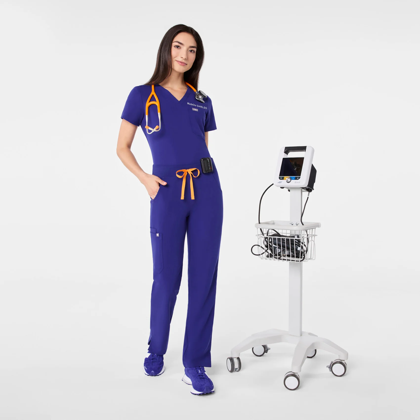 20904-women-s-deep-royal-blue-kade-petite-cargo-scrub-panttm-5.webp women's Deep Royal Blue Kade - Petite Cargo Scrub Pant™