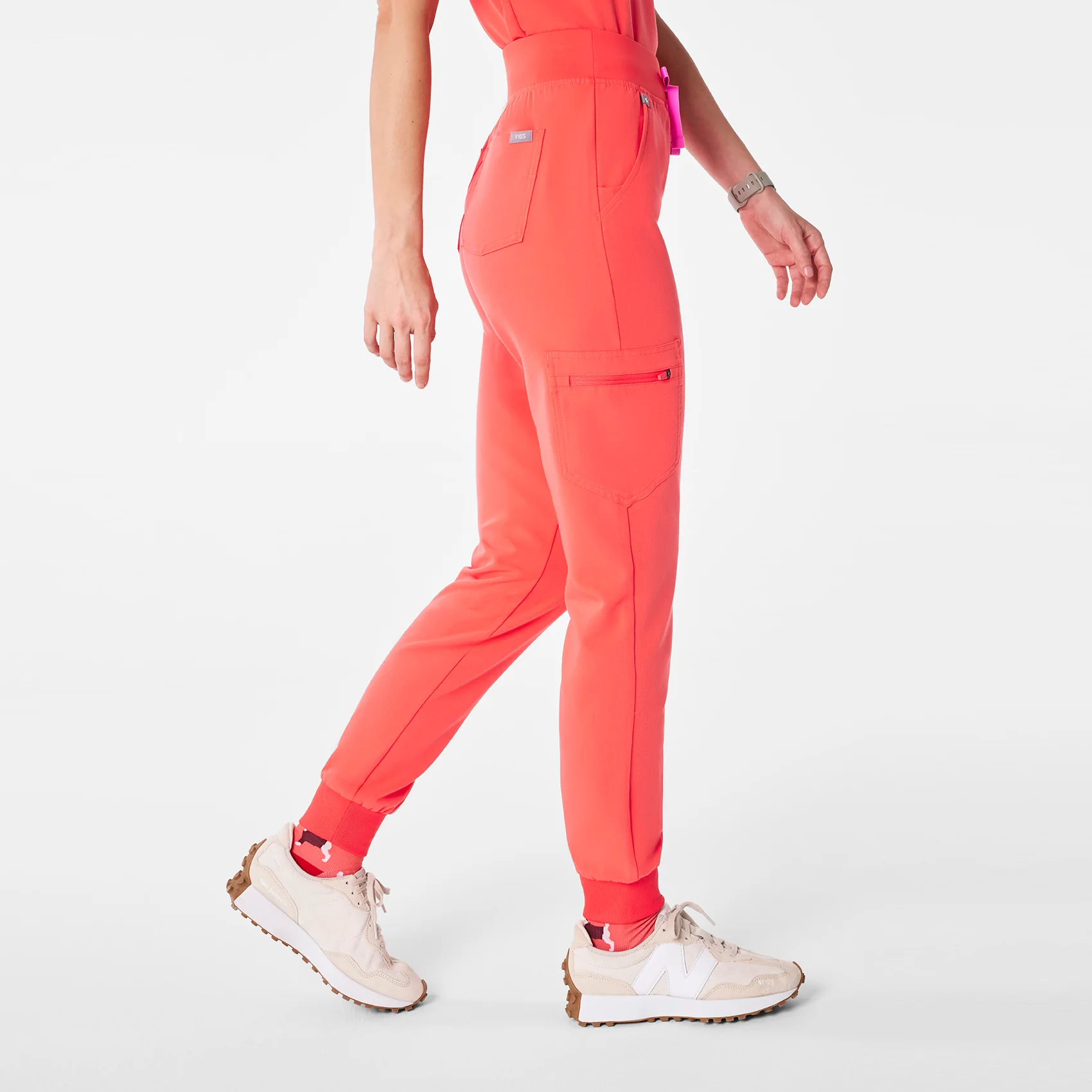 women's Fireside High Waisted Zamora - Petite Jogger Scrub Pant™
