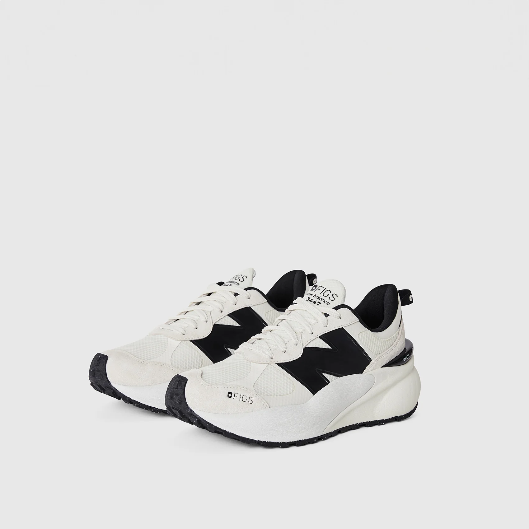 23408-unisex-cream-figs-new-balance-3447-1.webp unisex Cream FIGS | New Balance 3447