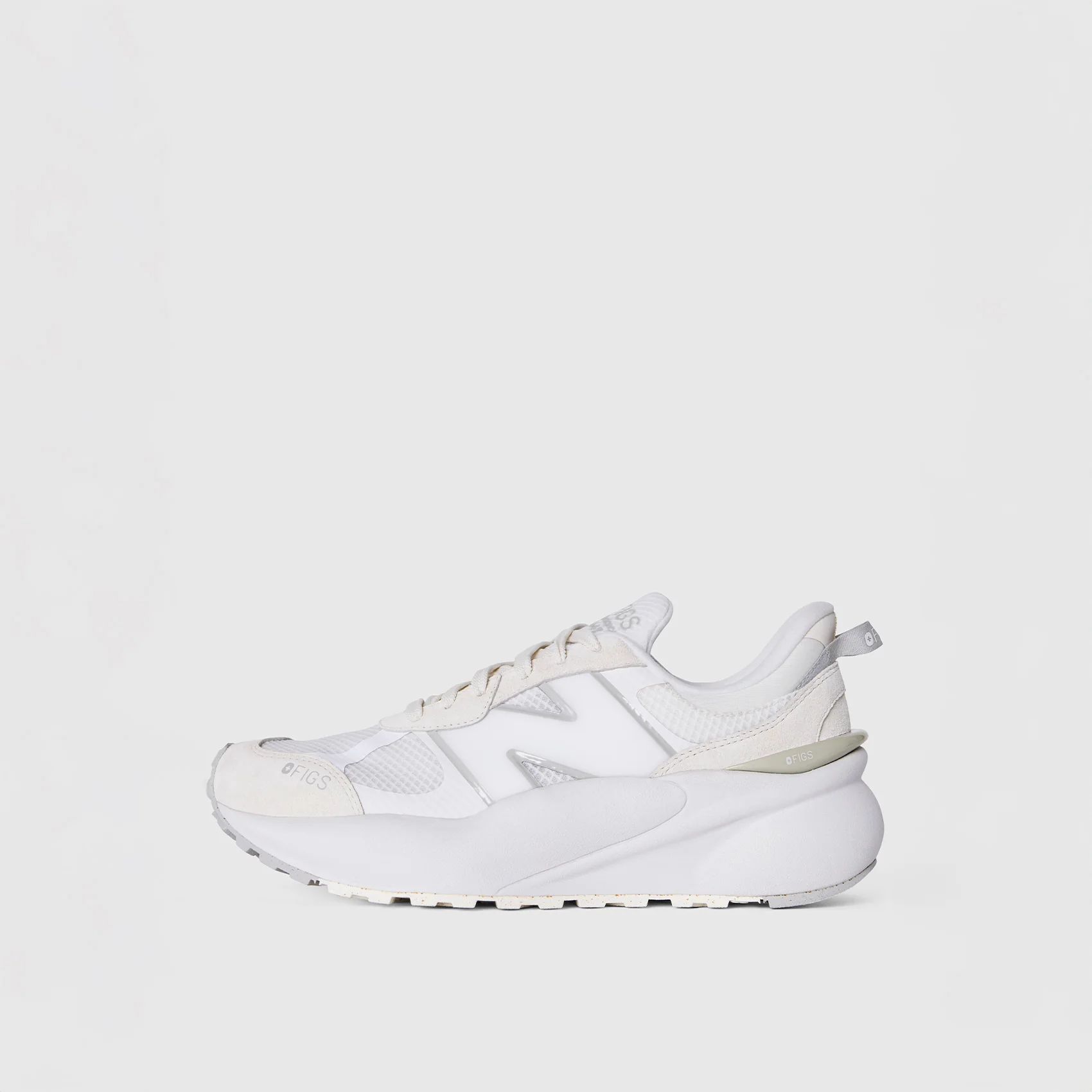 23465-unisex-cream-grey-figs-new-balance-3447-3.webp unisex Cream/Grey FIGS | New Balance 3447