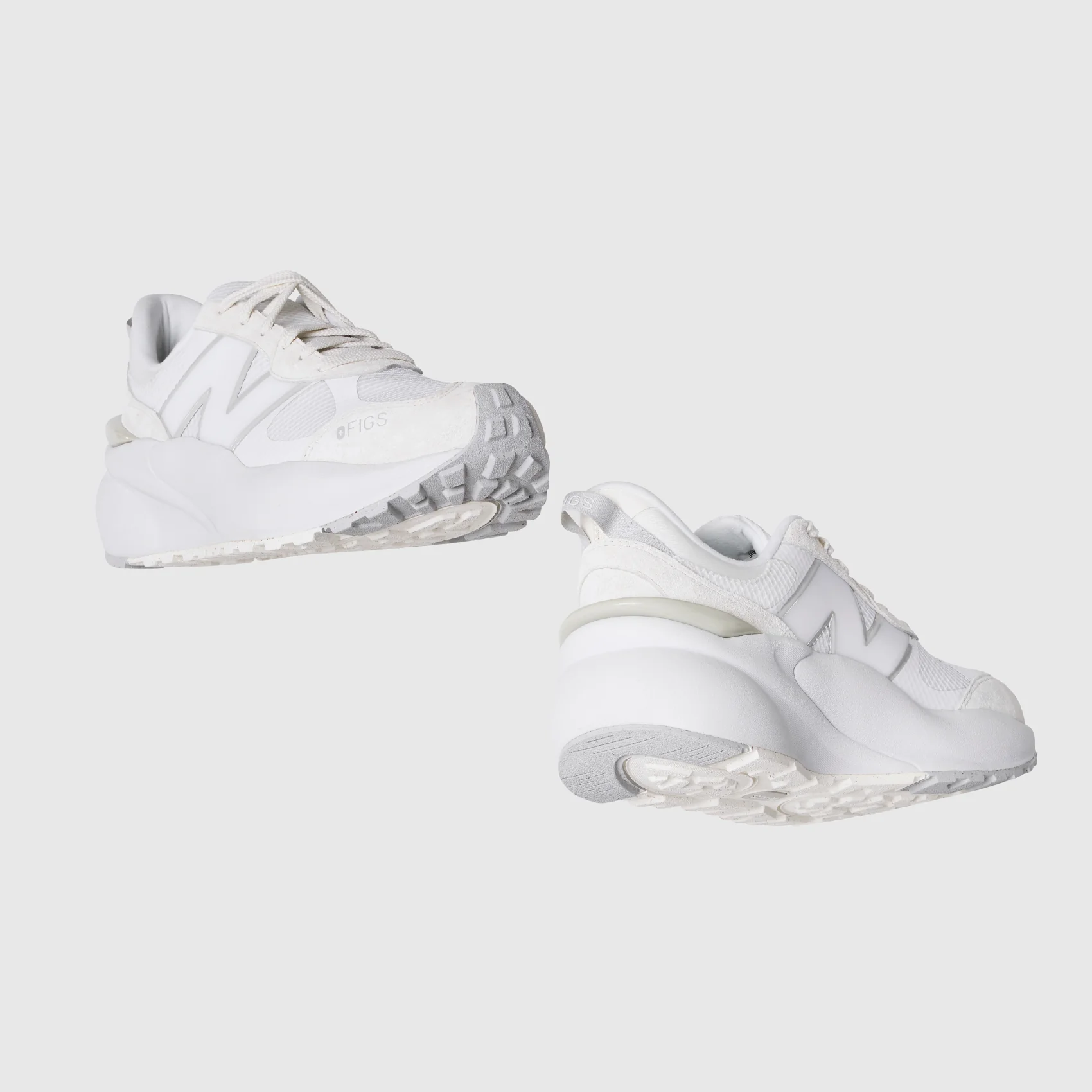 23465-unisex-cream-grey-figs-new-balance-3447-5.webp unisex Cream/Grey FIGS | New Balance 3447
