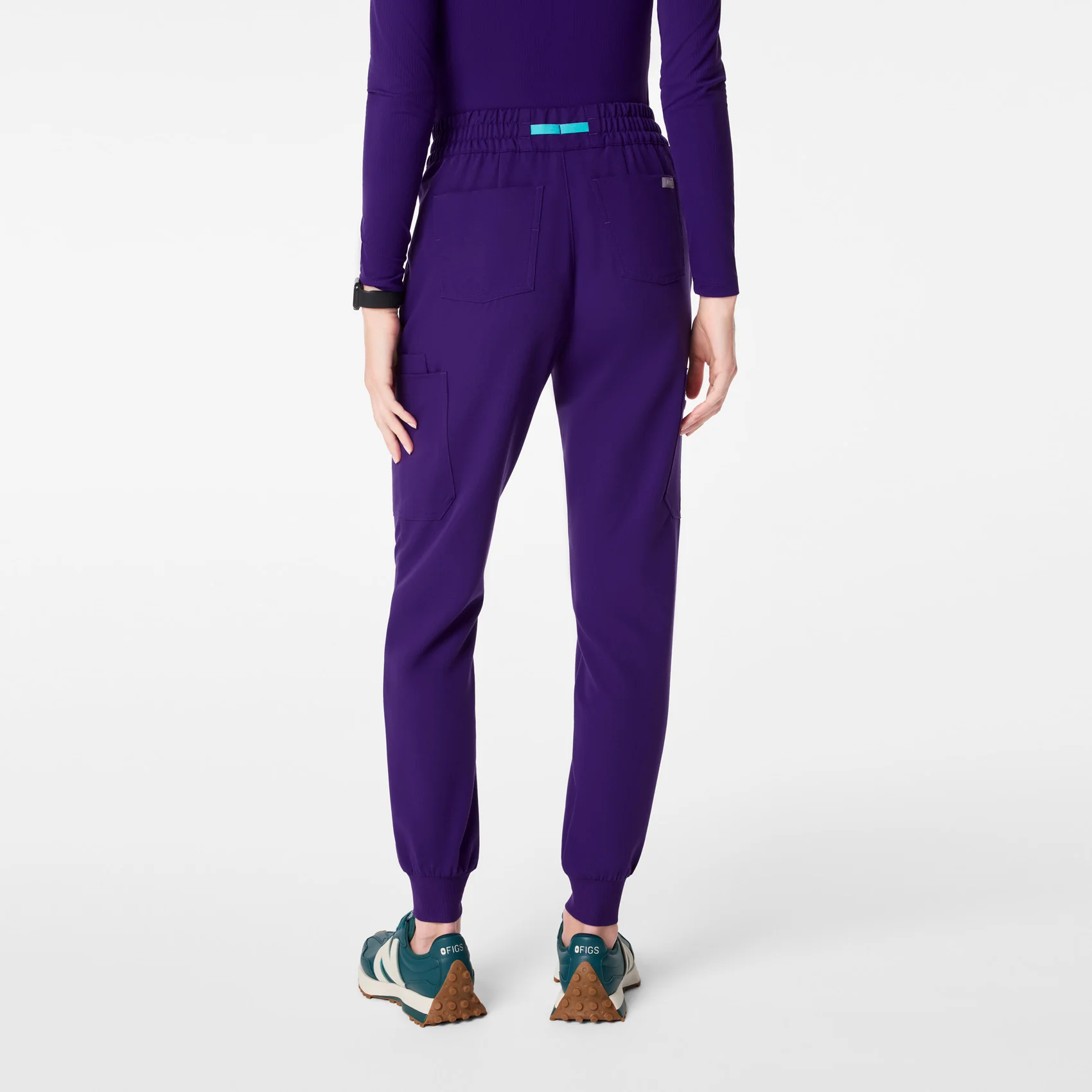 23802-women-s-purple-pulse-uman-relaxed-tall-jogger-scrub-pant-4.webp women's Purple Pulse Uman Relaxed - Tall Jogger Scrub Pant