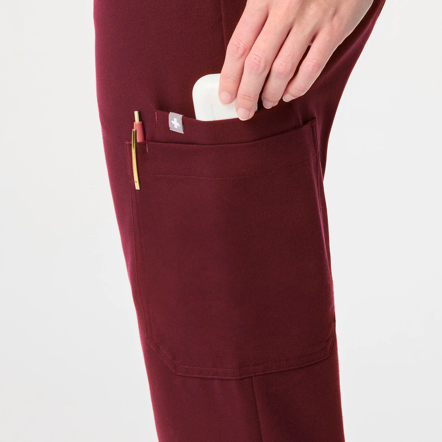 2409-women-s-burgundy-uman-relaxed-jogger-scrub-pant-7.webp women's Burgundy Uman Relaxed - Jogger Scrub Pant