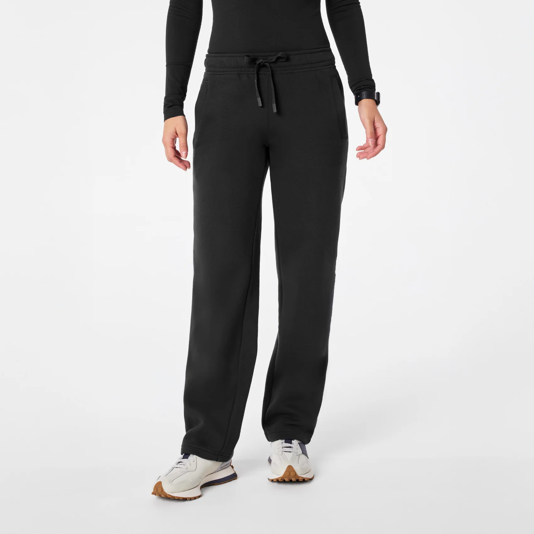 24596-women-s-black-off-shift-straight-leg-sweatpanttm-1.webp women's Black Off-Shift Straight Leg - Sweatpant™