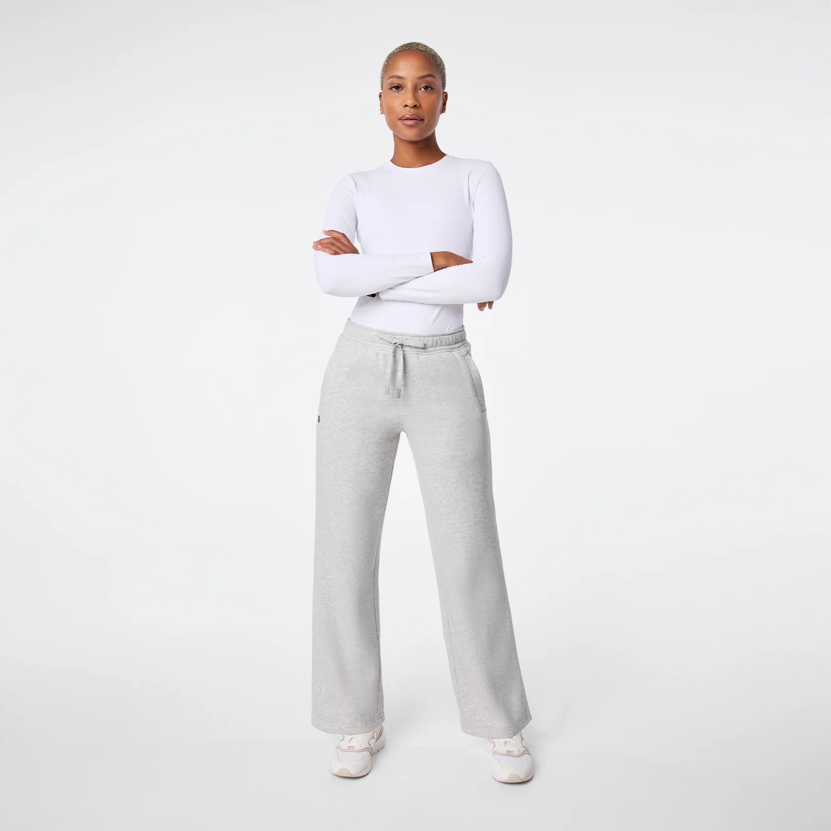 24612-women-s-heather-grey-off-shift-wide-leg-sweatpanttm-2.webp women's Heather Grey Off-Shift Wide Leg - Sweatpant™