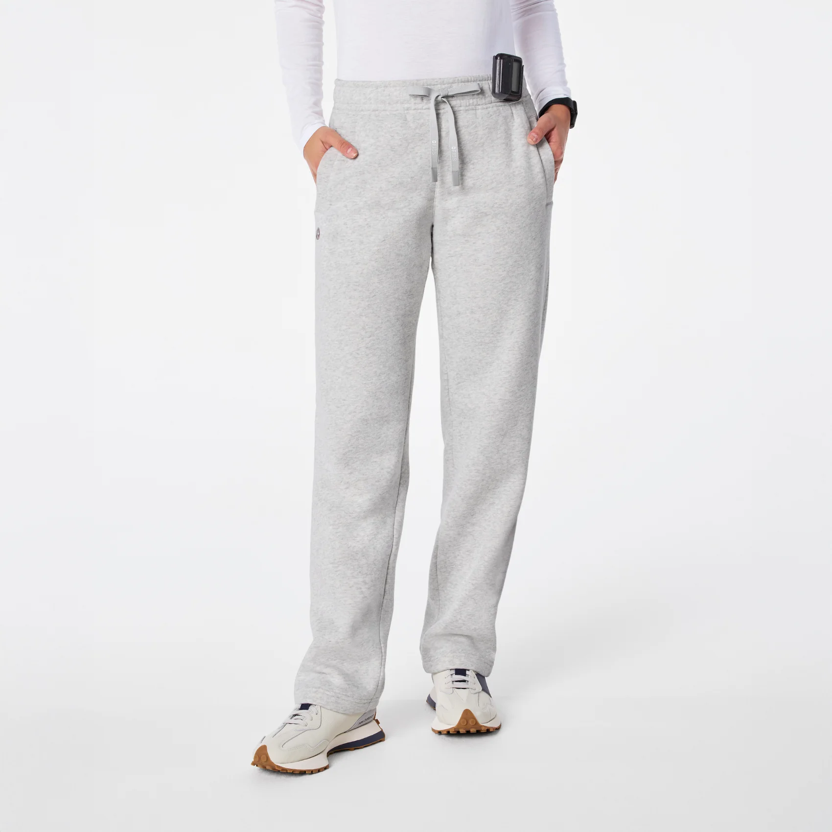 24759-women-s-heather-grey-off-shift-straight-leg-sweatpanttm-1.webp women's Heather Grey Off-Shift Straight Leg - Sweatpant™