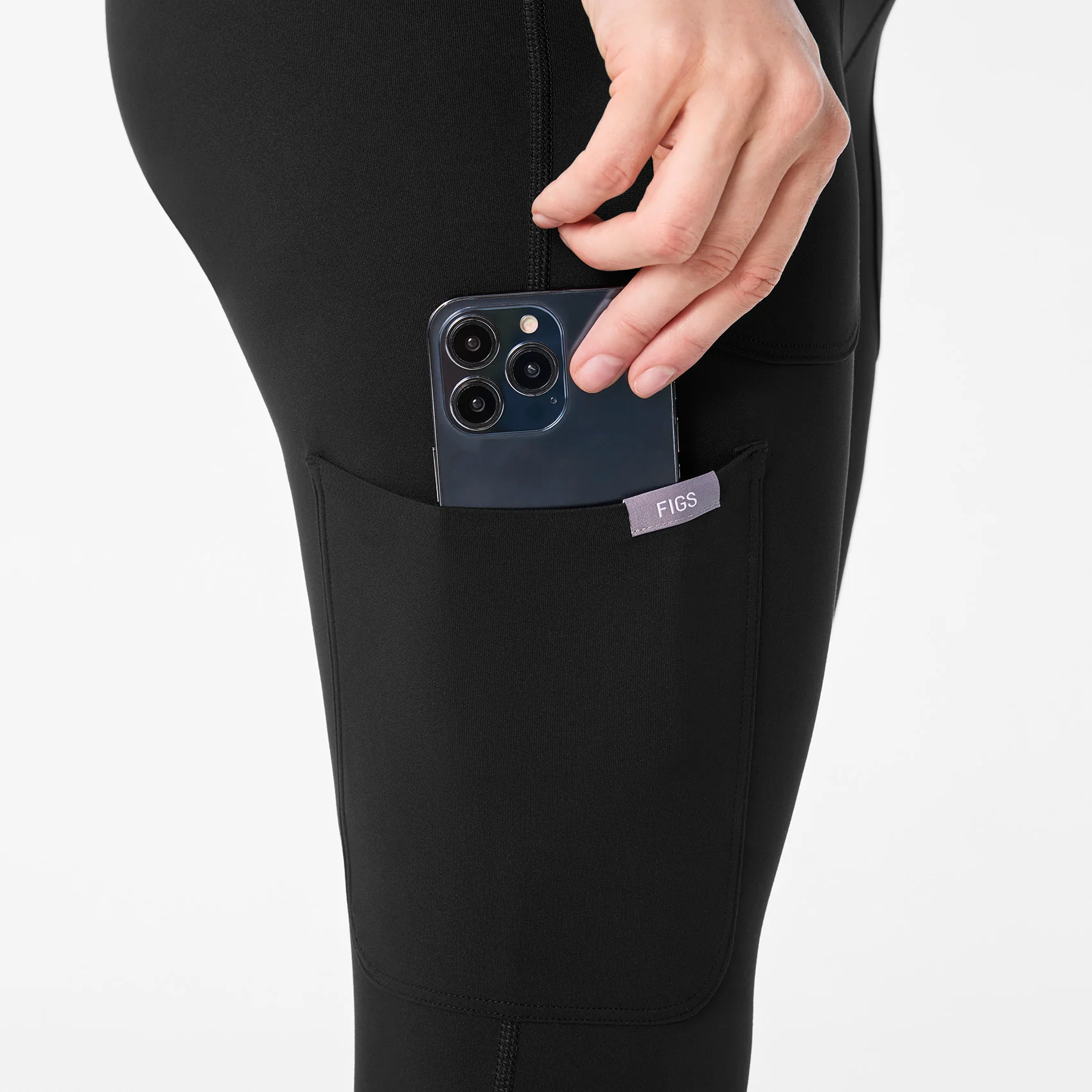 25425-women-s-black-ashland-maternity-scrubleggingtm-7.webp women's Black Ashland - Maternity ScrubLegging™