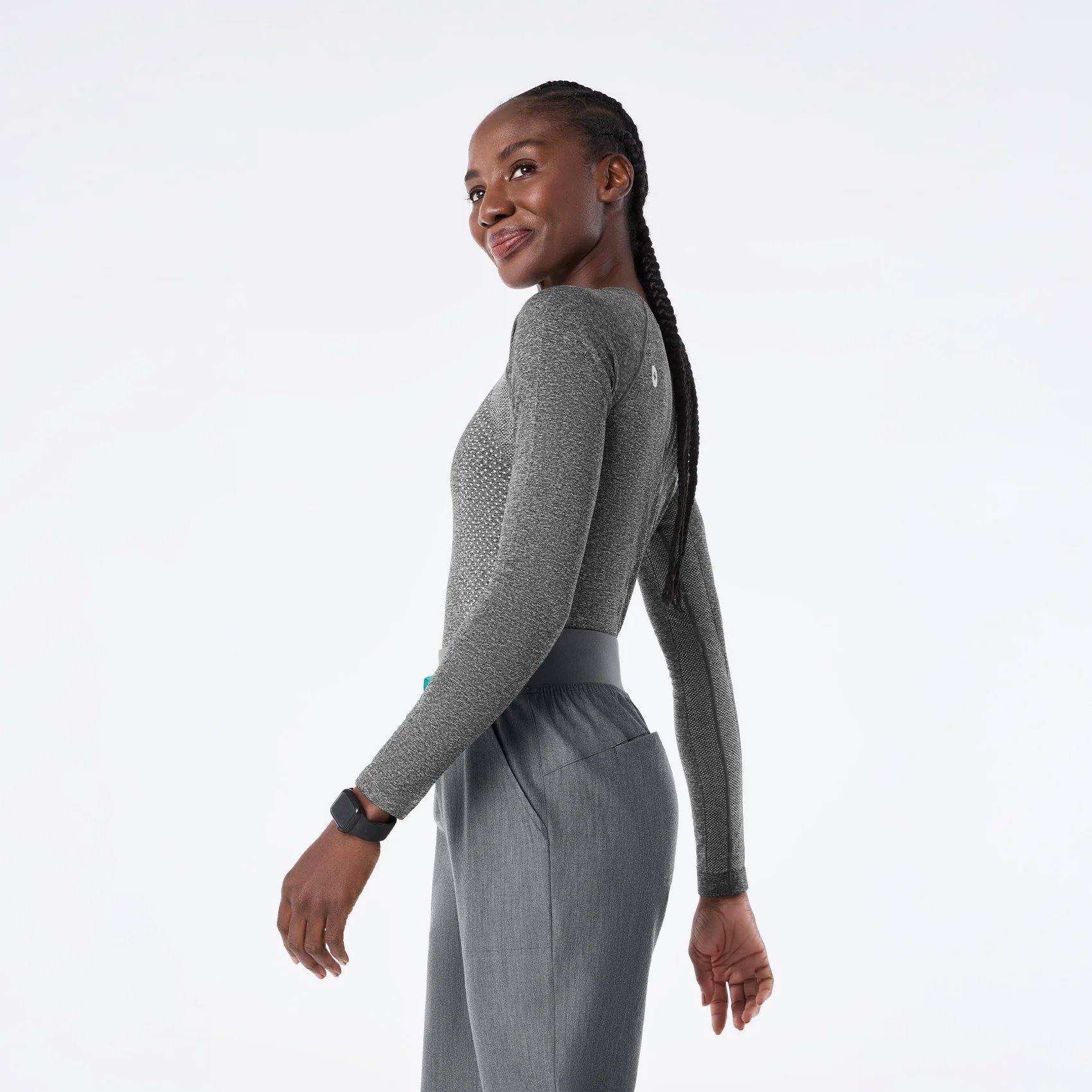 2660-women-s-graphite-salta-seamless-cropped-longsleeve-underscrub-3.webp women's Graphite Salta Seamless Cropped - Longsleeve Underscrub