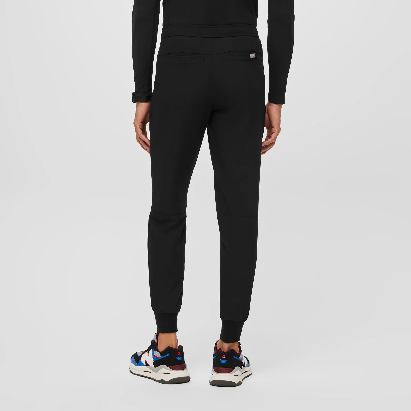 3107-men-s-black-tansentm-short-jogger-scrub-pants-4.webp Men's Black Tansen™ - Short Jogger Scrub Pants