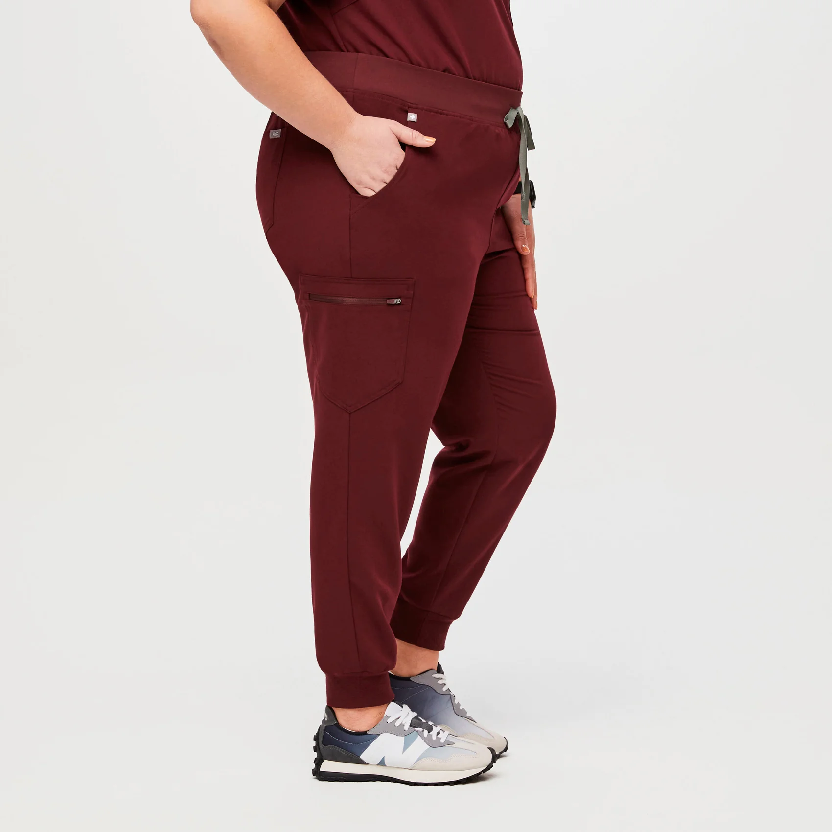 3868-women-s-burgundy-high-waisted-zamoratm-tall-jogger-scrub-pants-3xl-6xl-3.webp women's Burgundy High Waisted Zamora™ - Tall Jogger Scrub Pants (3XL - 6XL)