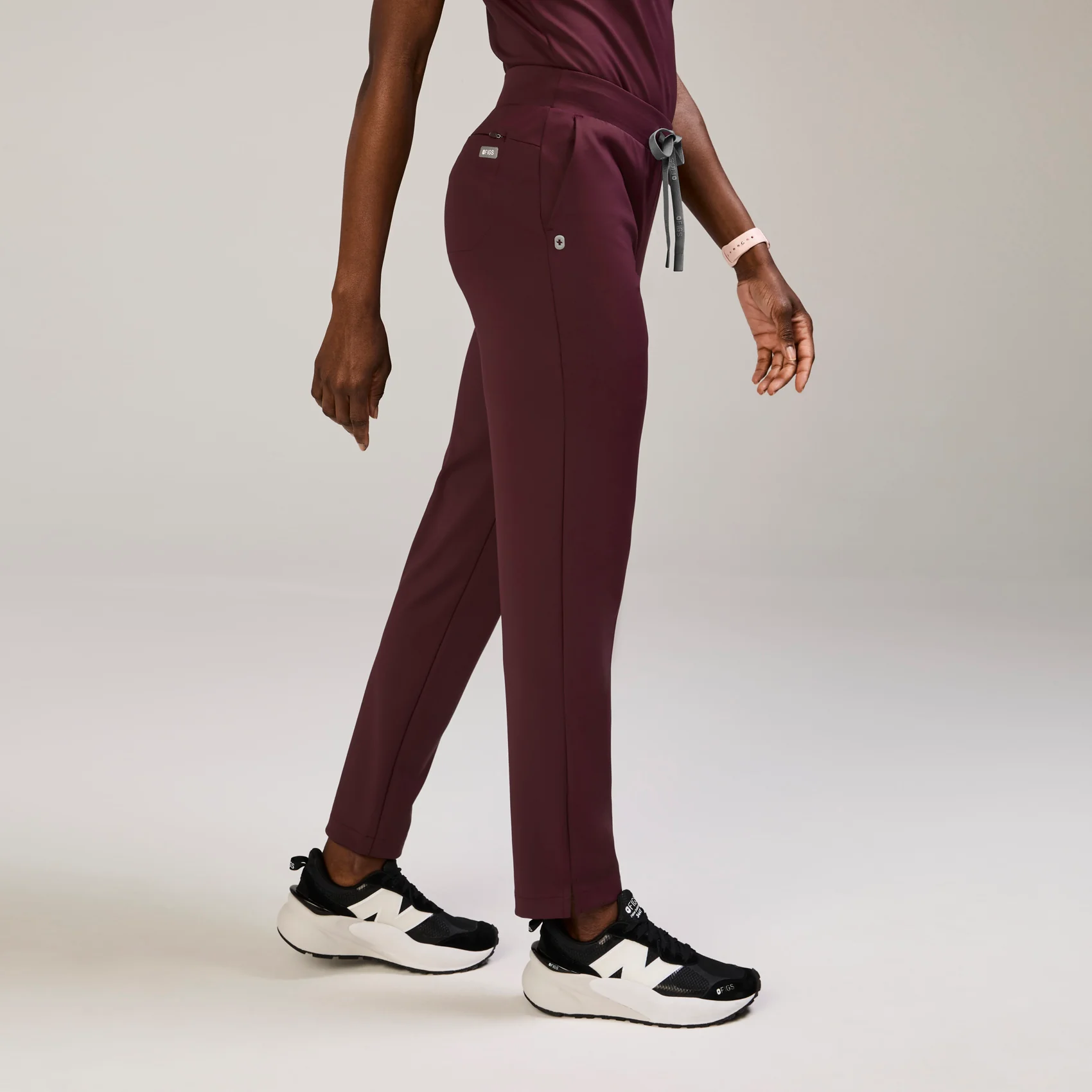 5079-women-s-burgundy-tena-formx-slim-tapered-petite-scrub-panttm-3.webp women's Burgundy Tena FORMx Slim Tapered - Petite Scrub Pant™