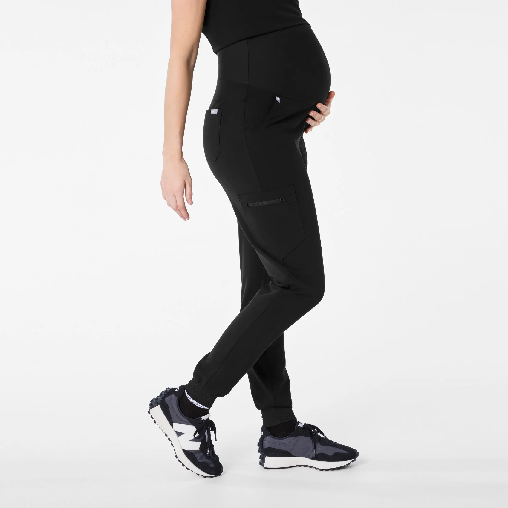 5456-women-s-black-zamora-tall-maternity-jogger-scrub-panttm-3.webp women's Black Zamora - Tall Maternity Jogger Scrub Pant™