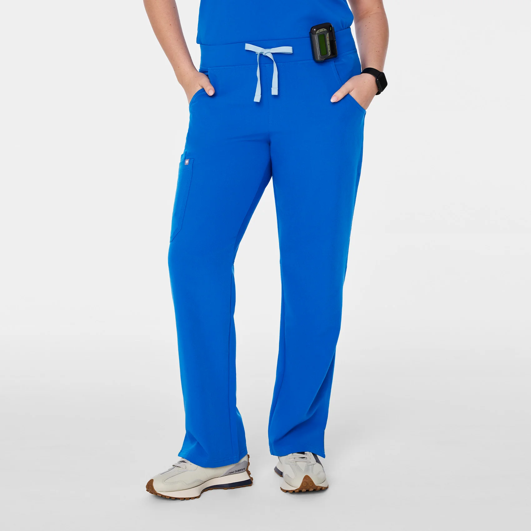 5587-women-s-royal-blue-kadetm-cargo-scrub-pants-1.webp Women's Royal Blue Kade™ - Cargo Scrub Pants