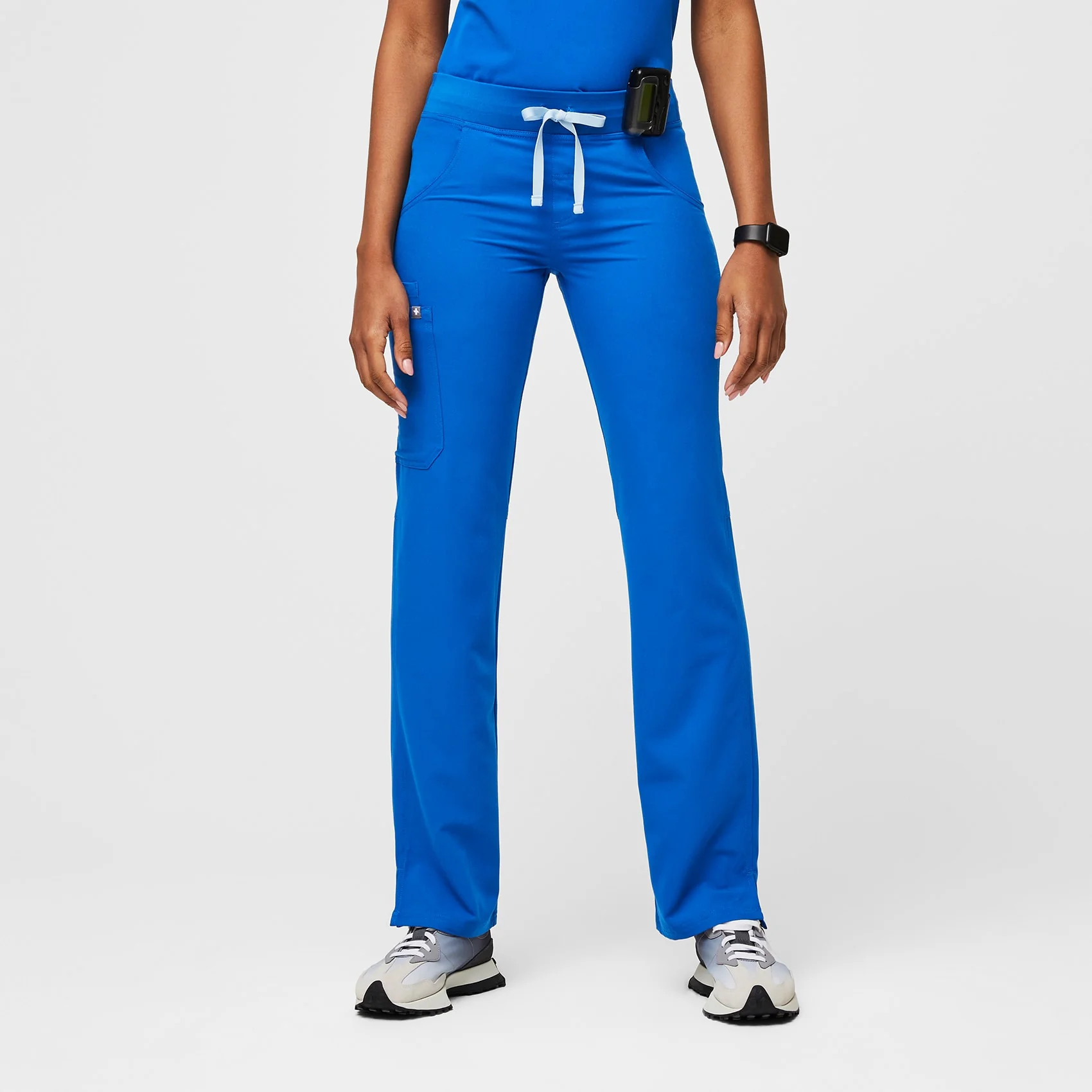 5587-women-s-royal-blue-kadetm-cargo-scrub-pants-7.webp Women's Royal Blue Kade™ - Cargo Scrub Pants