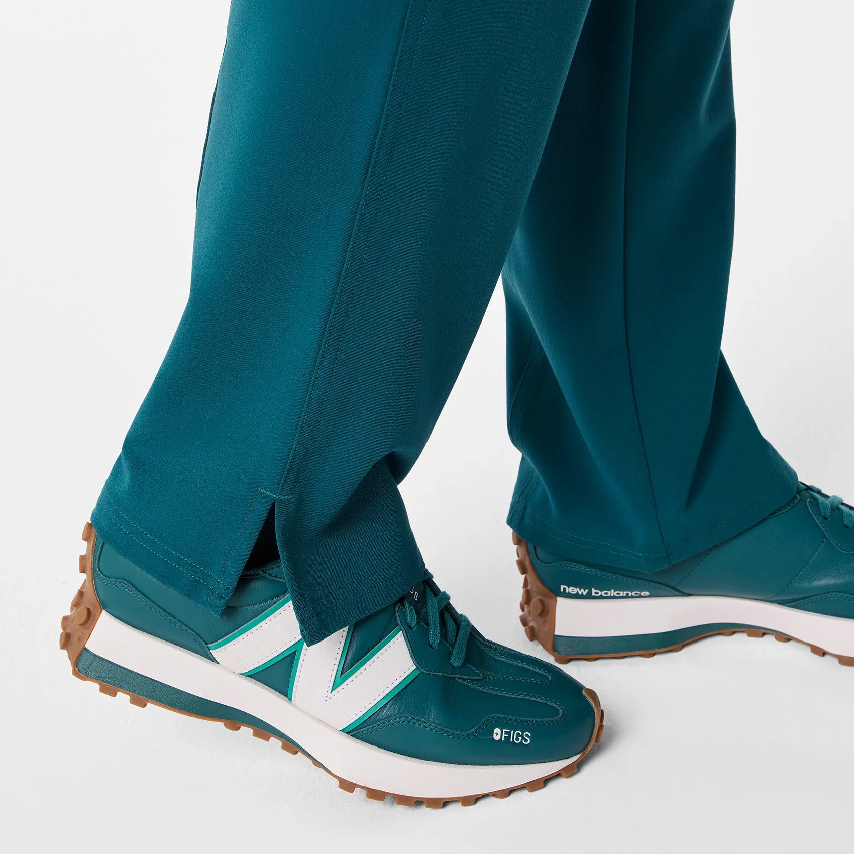 women's Caribbean Blue Kade - Cargo Scrub Pant™