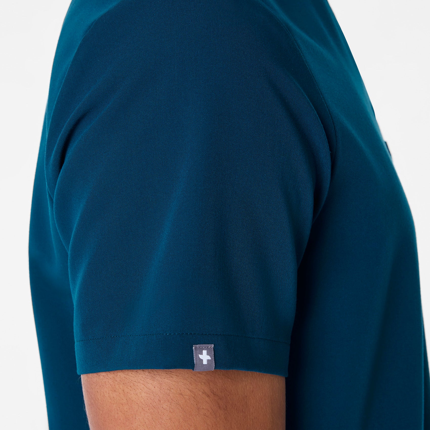 men's Deep Reef Leon - Three-Pocket Scrub Top™