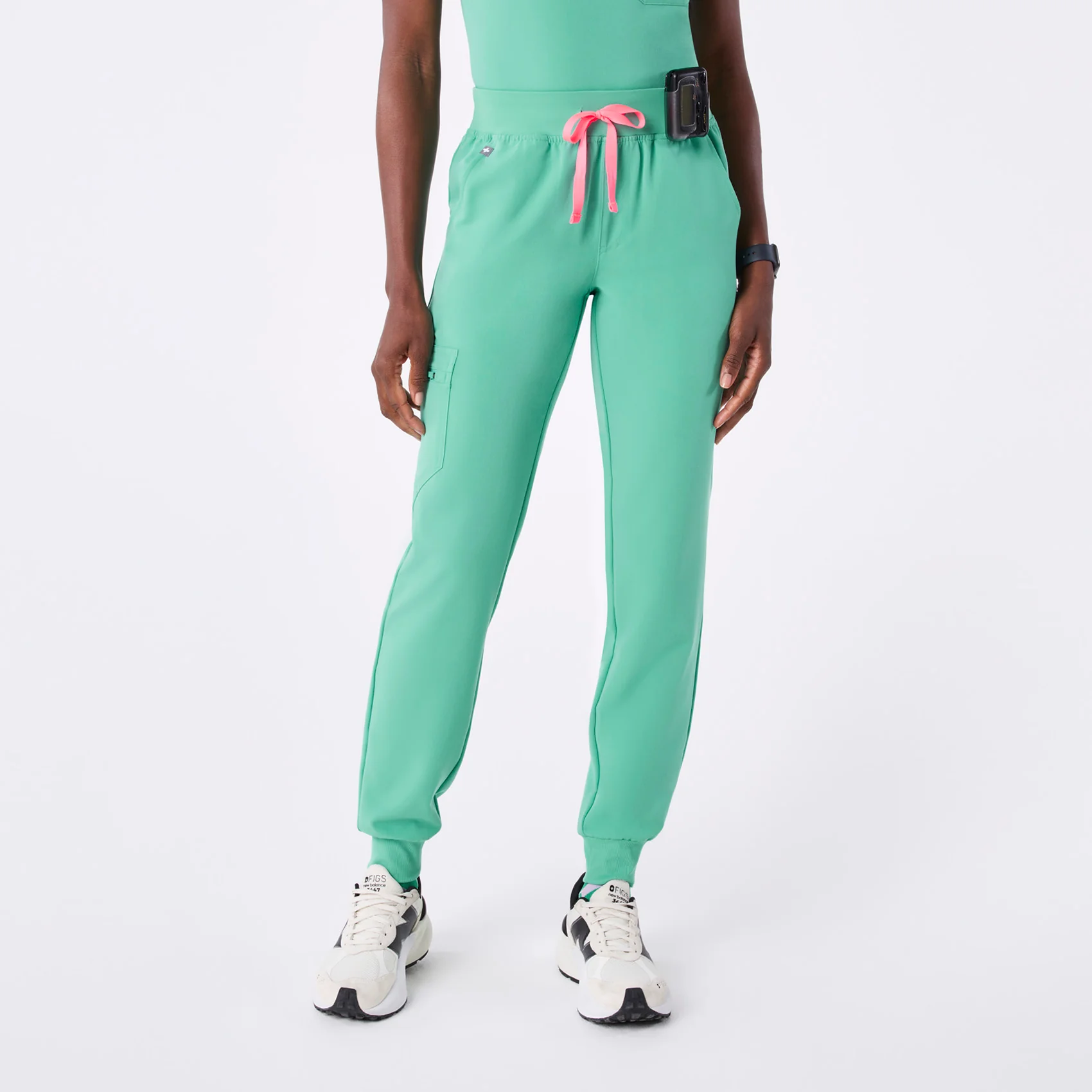 7649-women-s-surgical-green-zamora-jogger-scrub-panttm-1.webp women's Surgical Green Zamora - Jogger Scrub Pant™