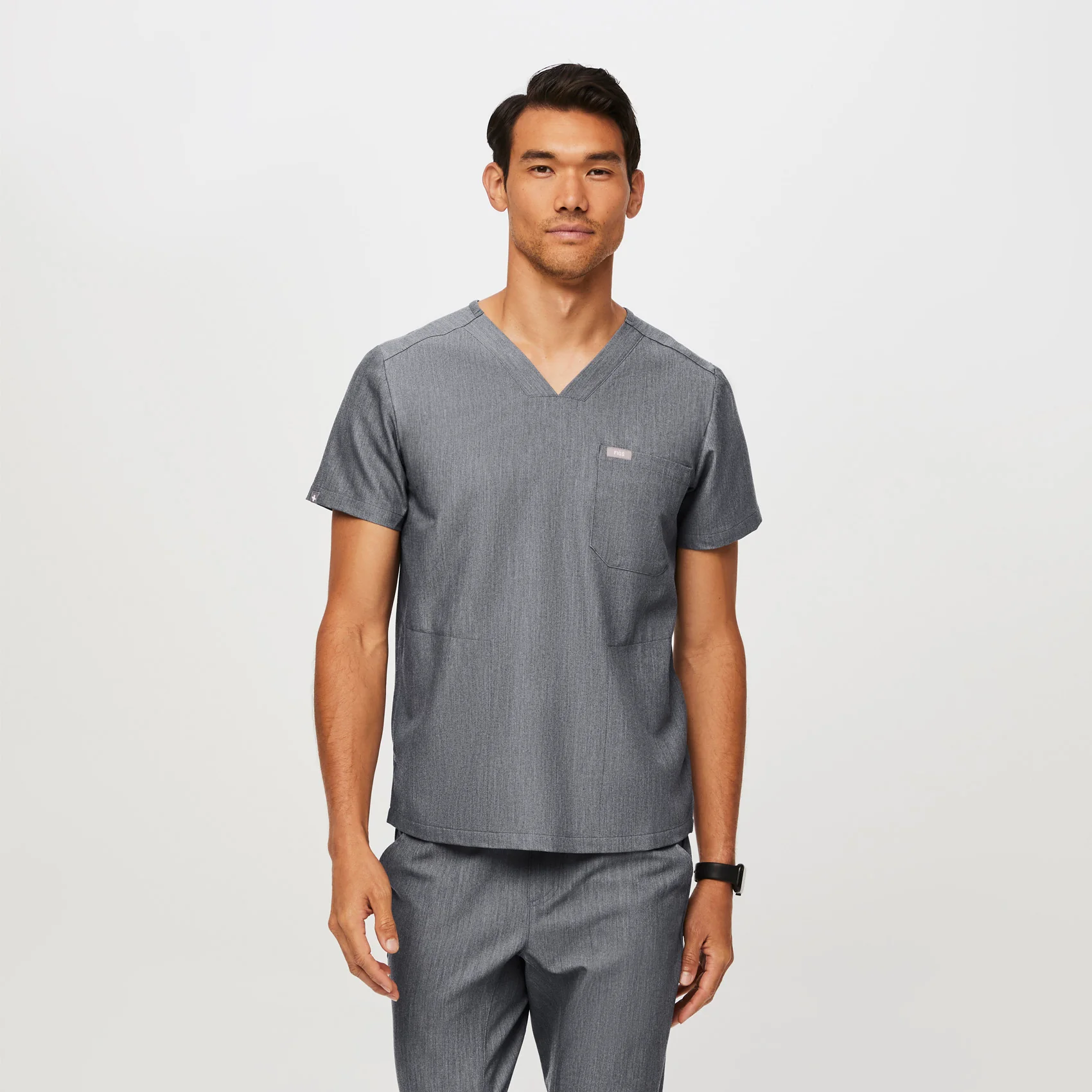 Men's Graphite Chisec™ - Three-Pocket Scrub Top