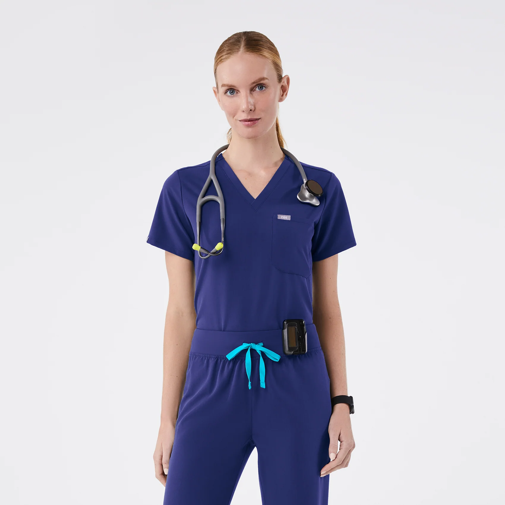 9376-women-s-sapphire-catarina-one-pocket-scrub-toptm-1.webp women's Sapphire Catarina - One-Pocket Scrub Top™