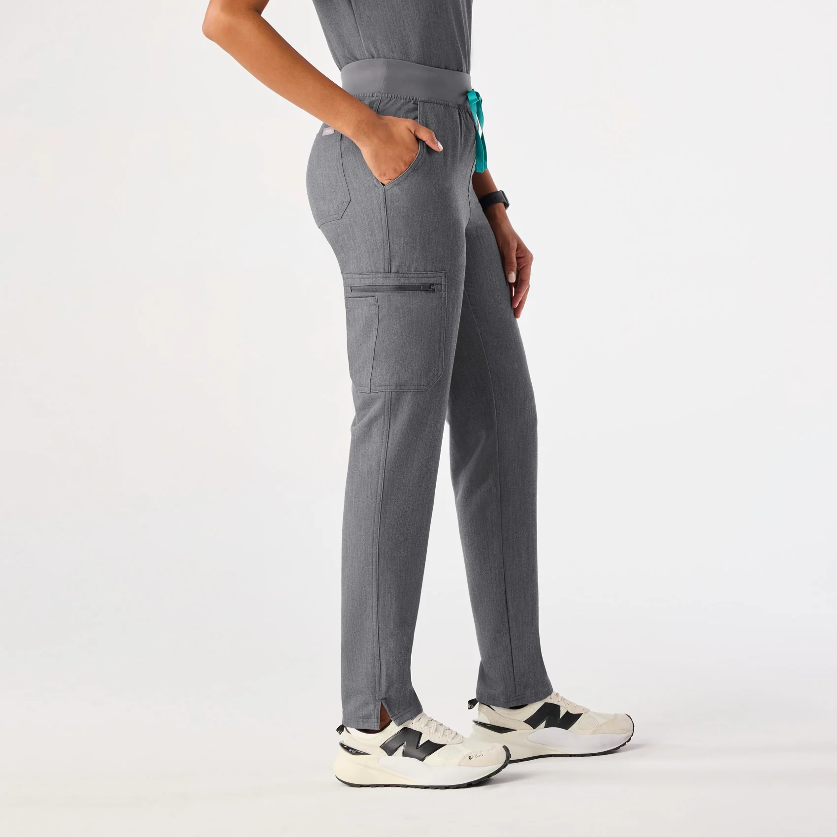 9627-women-s-graphite-yolatm-high-waisted-2.0-skinny-scrub-pants-2.webp women's Graphite Yola™ High Waisted 2.0 - Skinny Scrub Pants
